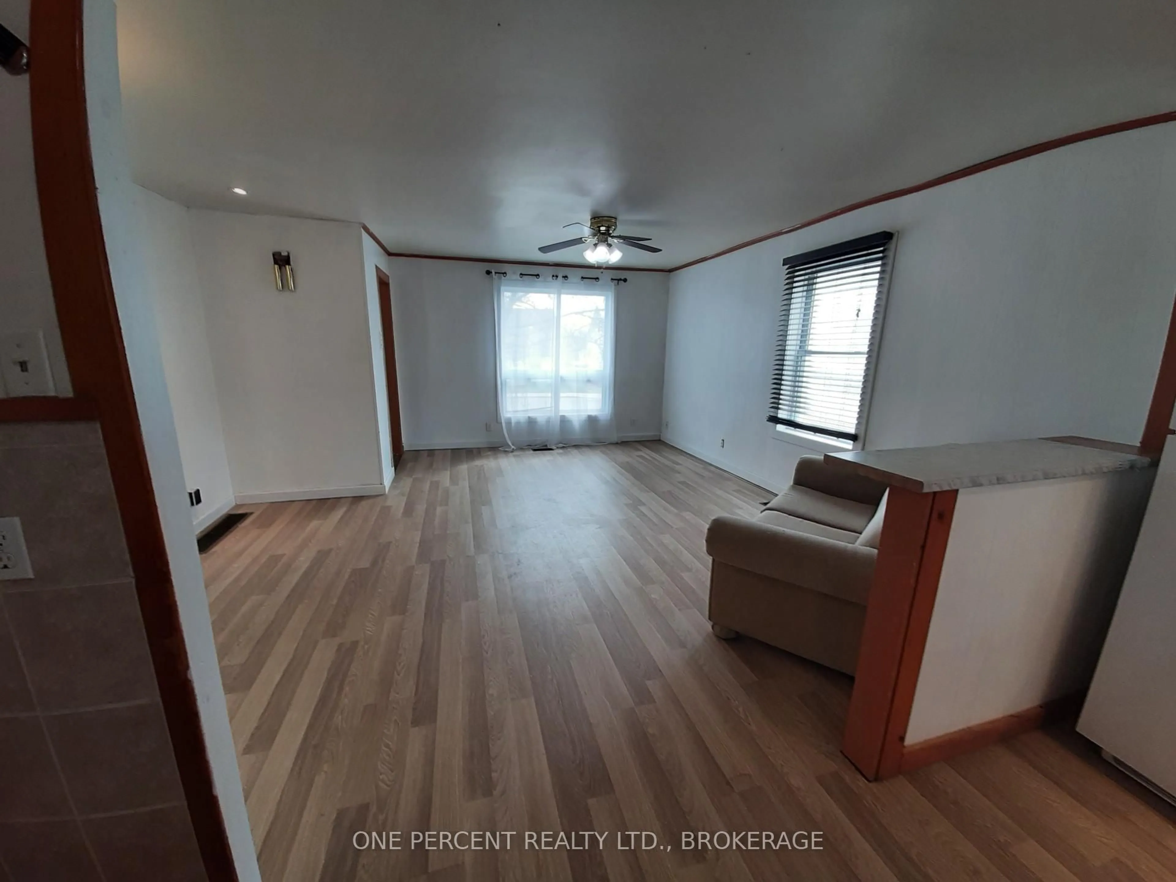 A pic of a room for 84 Carleton St, Kingston Ontario K7K 4G1