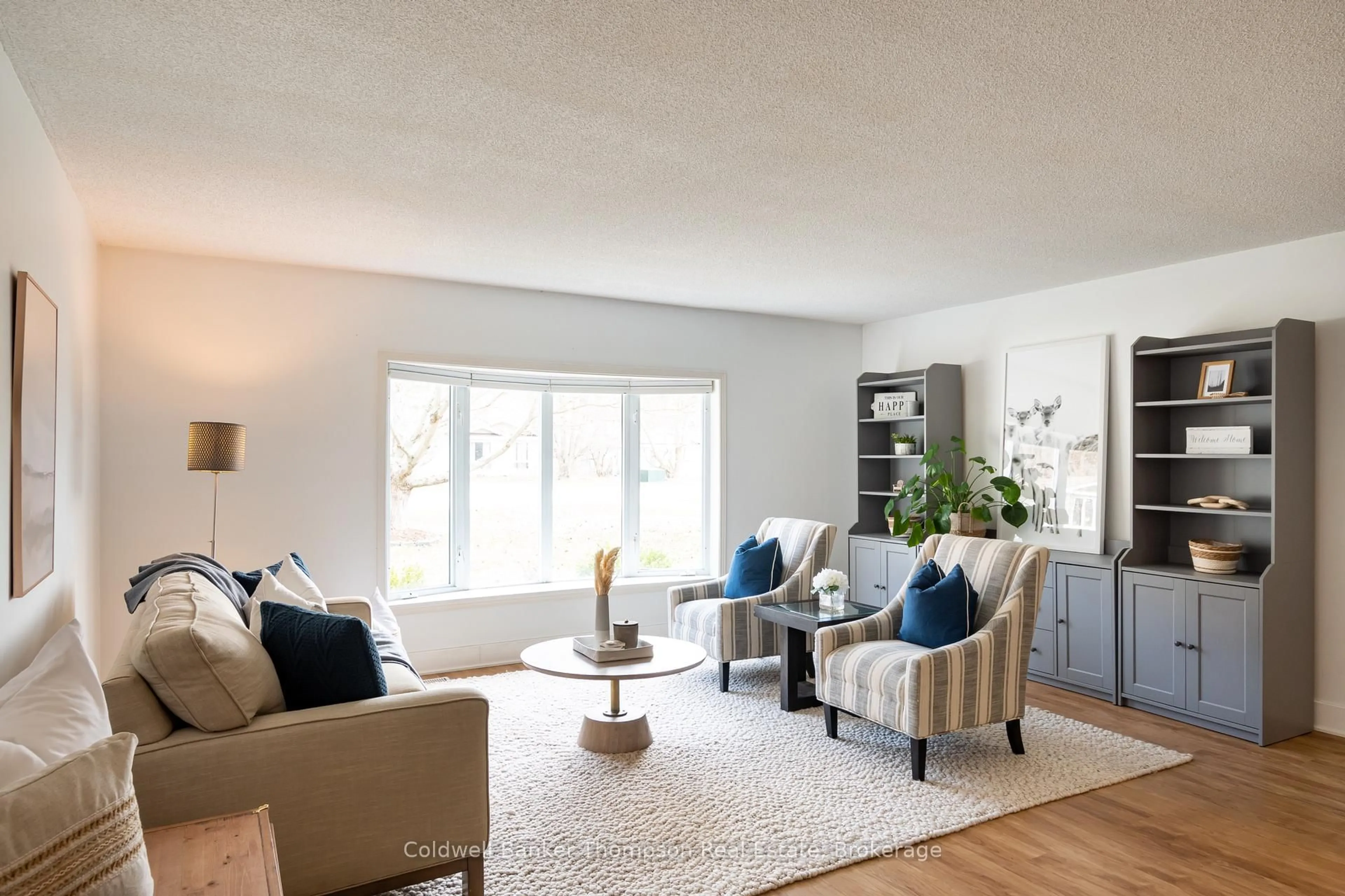 Living room with furniture, unknown for 14 Pinecone Dr, Bracebridge Ontario P1L 2G3