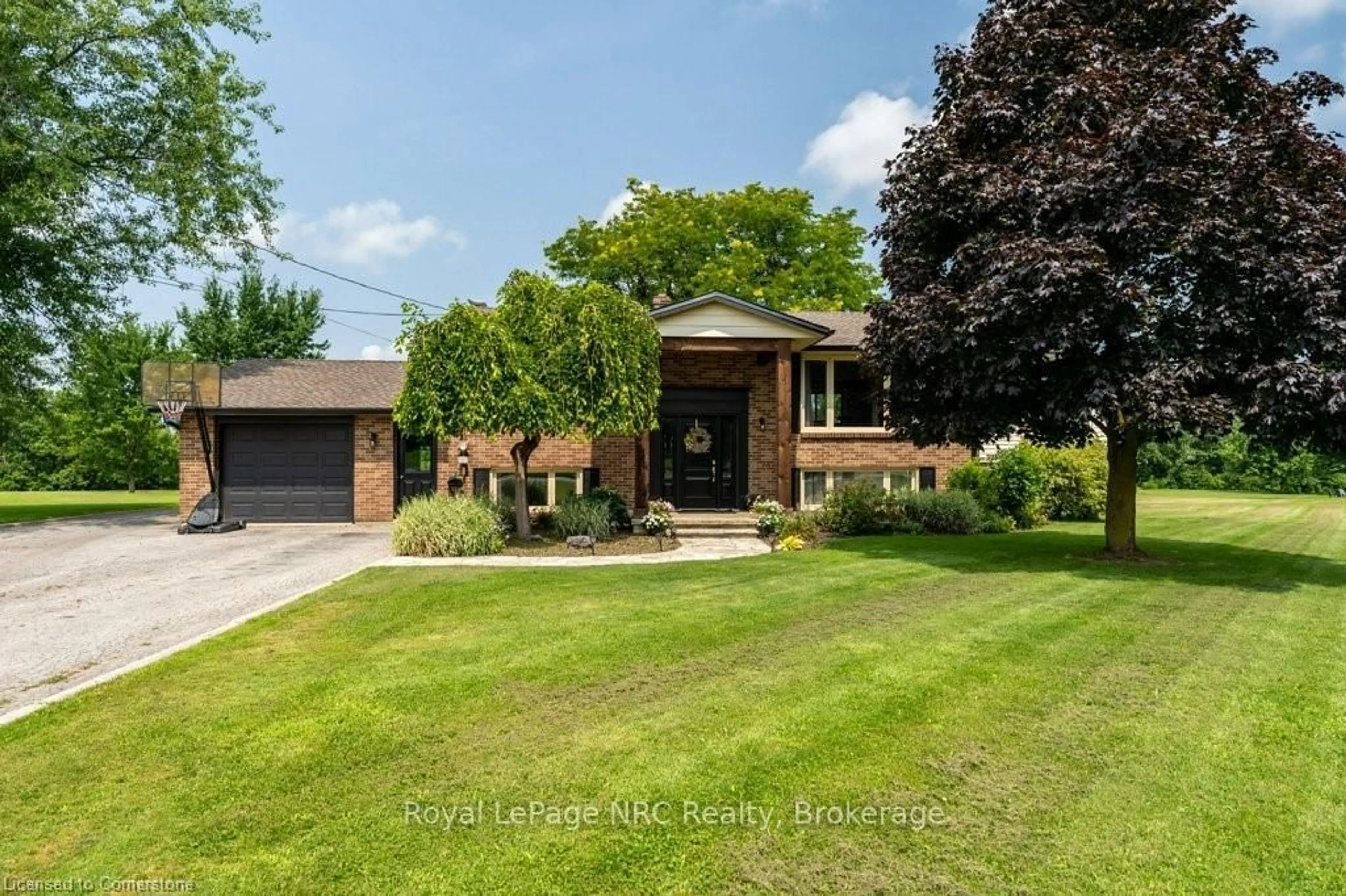 Home with brick exterior material, street for 4999 Canborough Rd, West Lincoln Ontario L0R 2J0
