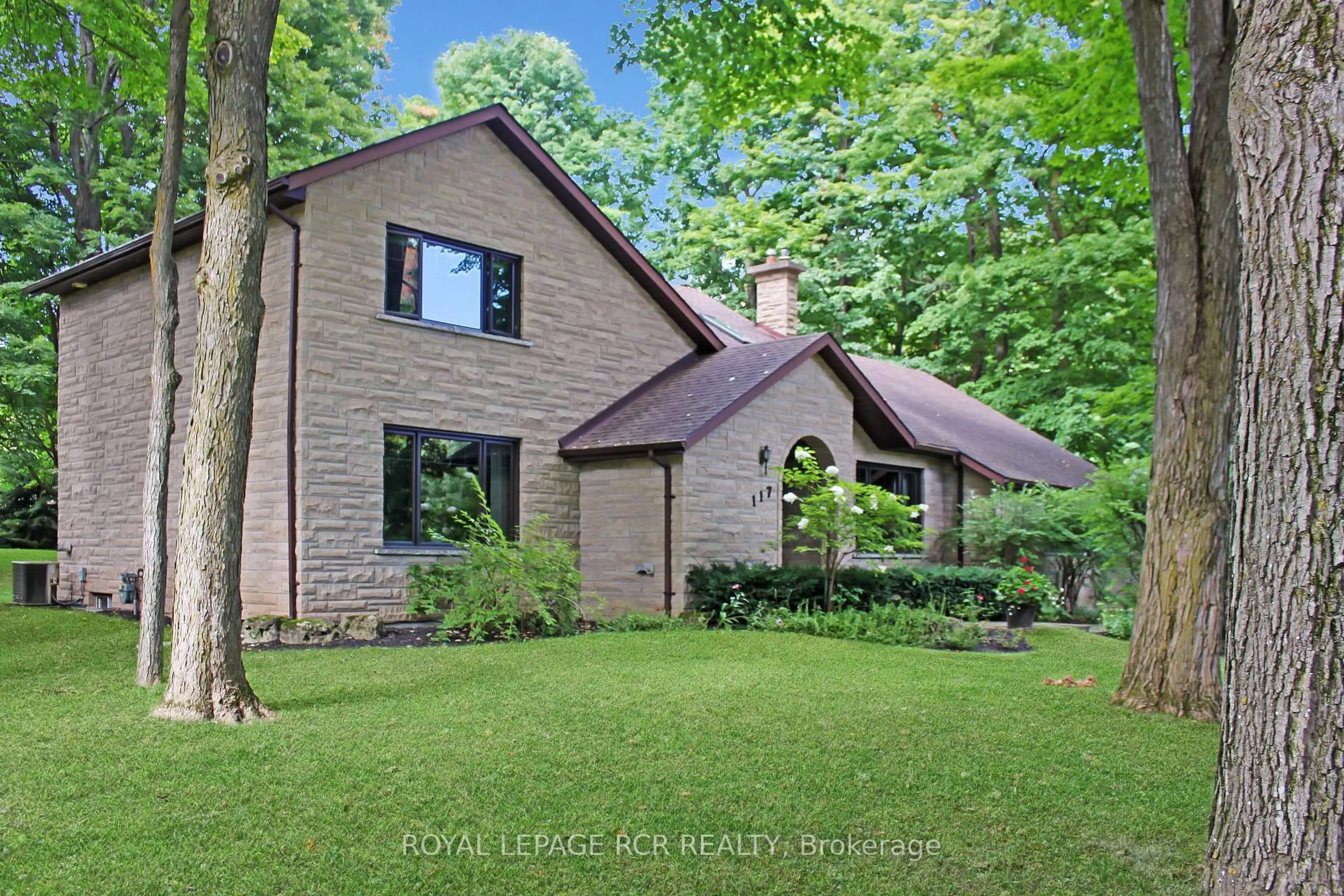 Home with brick exterior material, street for 117 Birch Grve, Shelburne Ontario L9V 2W3