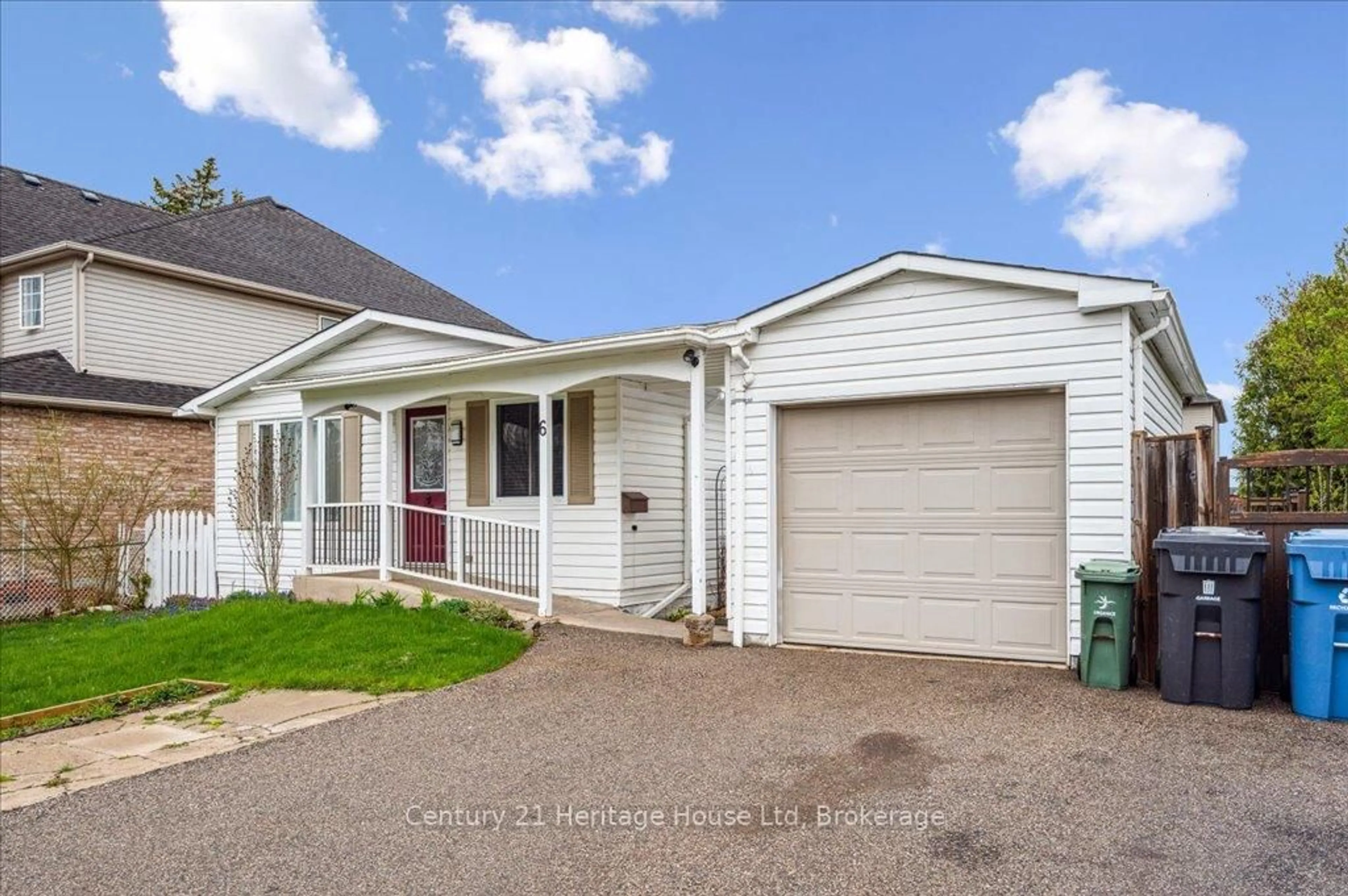 Home with vinyl exterior material, street for 6 Ferndale Ave, Guelph Ontario N1E 1B4