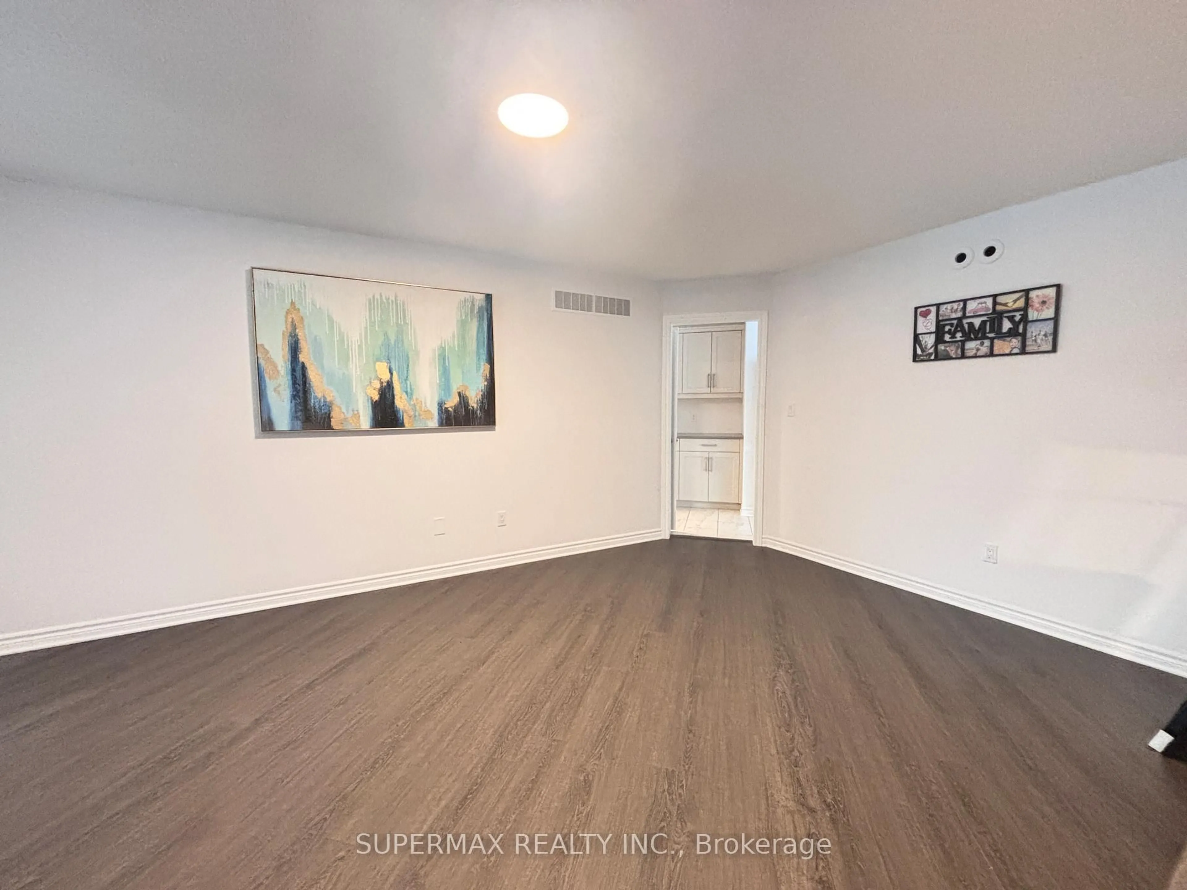 A pic of a room for 57 Feathers Crossing, St. Thomas Ontario N5R 0N9
