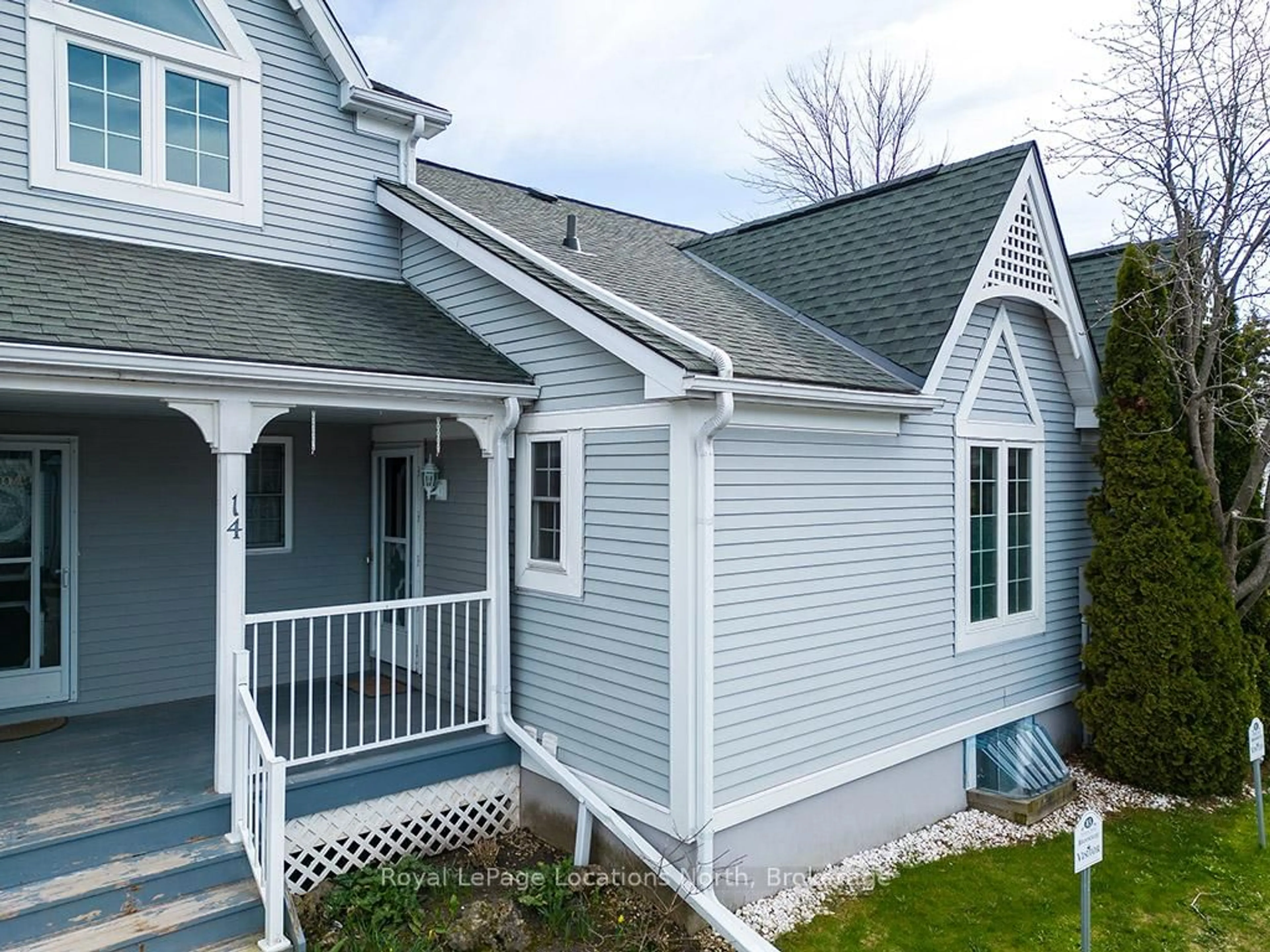 Home with vinyl exterior material, street for 83 Victoria St #14, Meaford Ontario N4L 1R4