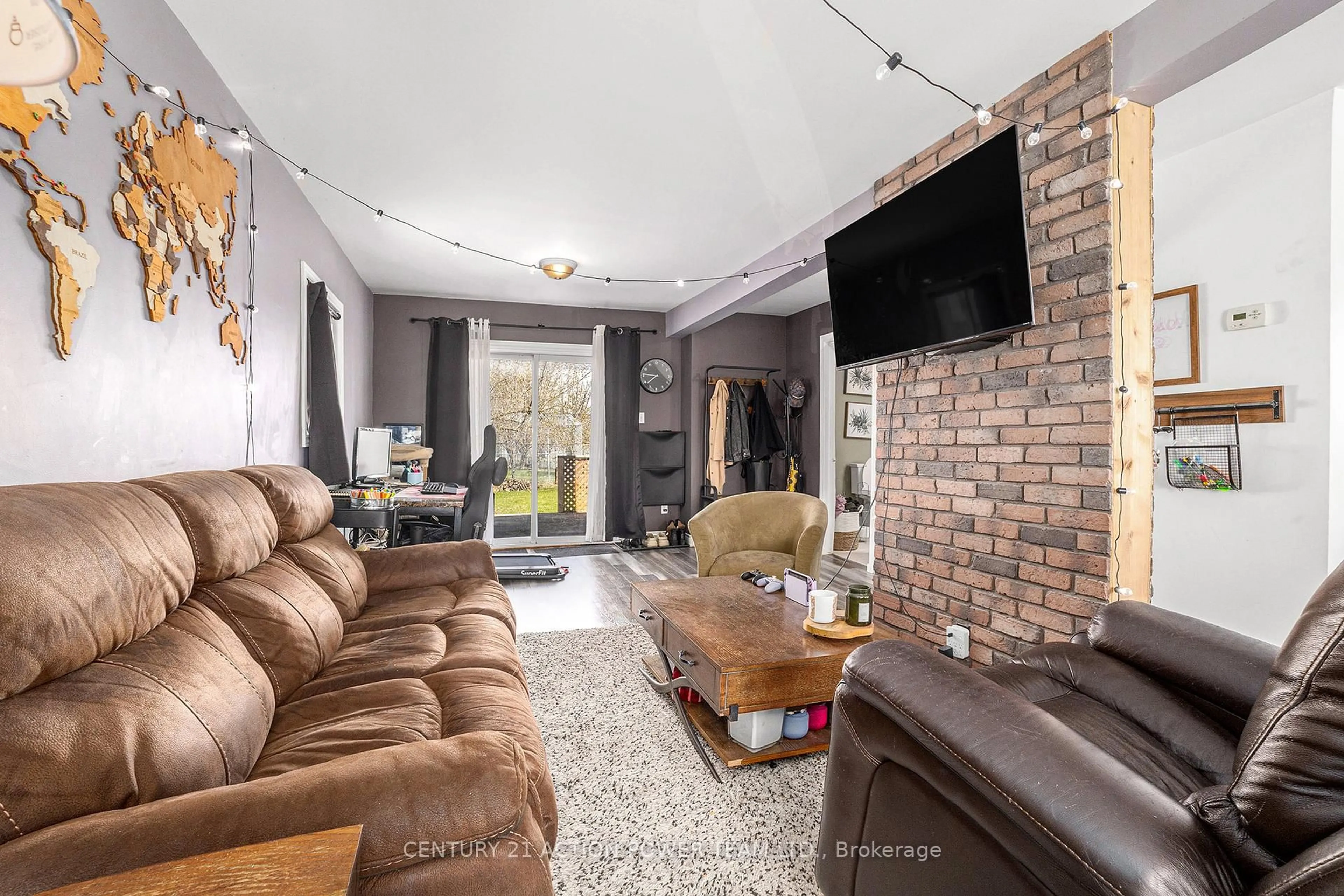 Living room with furniture, unknown for 5 Concession St, North Stormont Ontario K0A 1R0