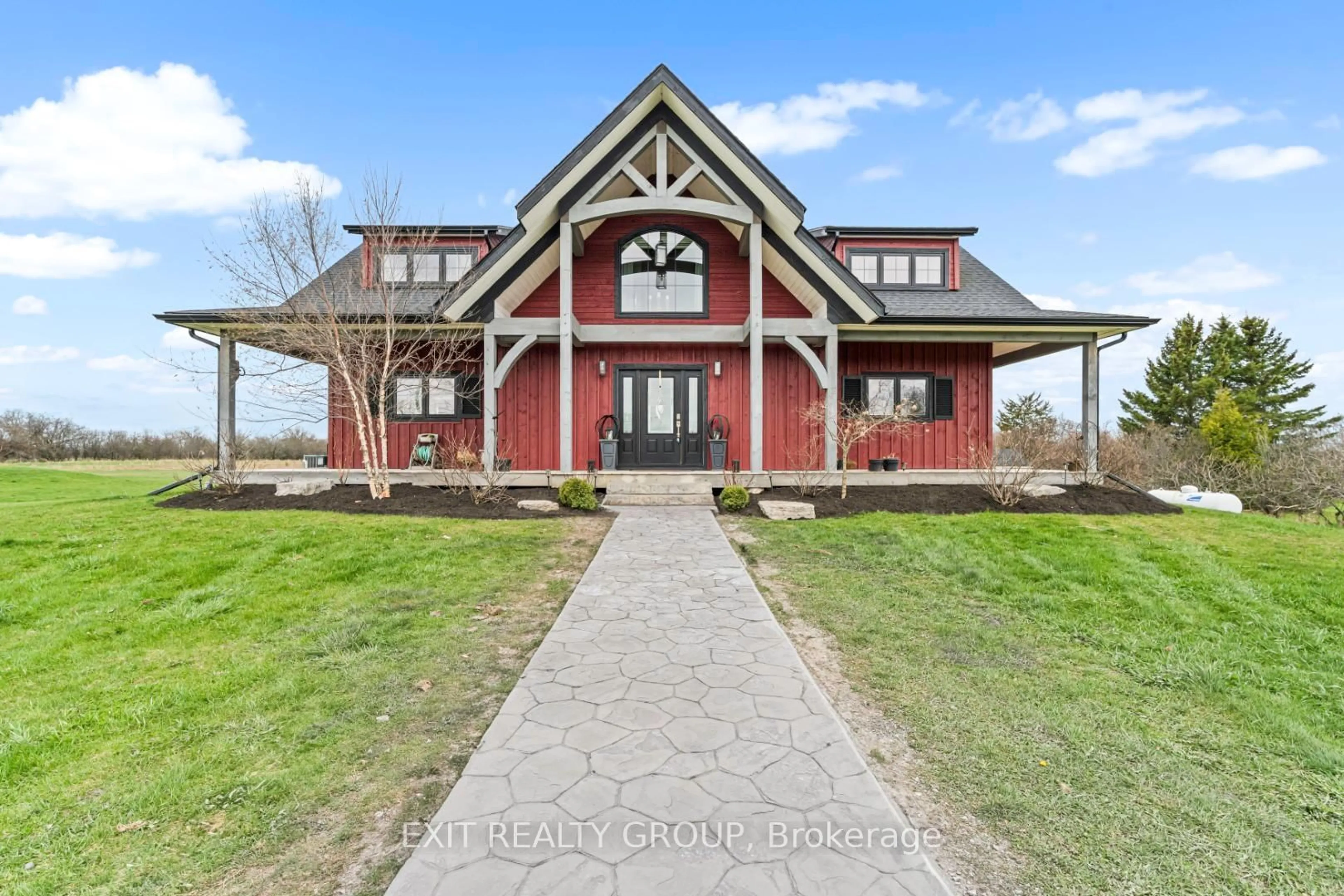 Home with brick exterior material, unknown for 20851 Loyalist Pkwy, Prince Edward County Ontario K0K 1T0