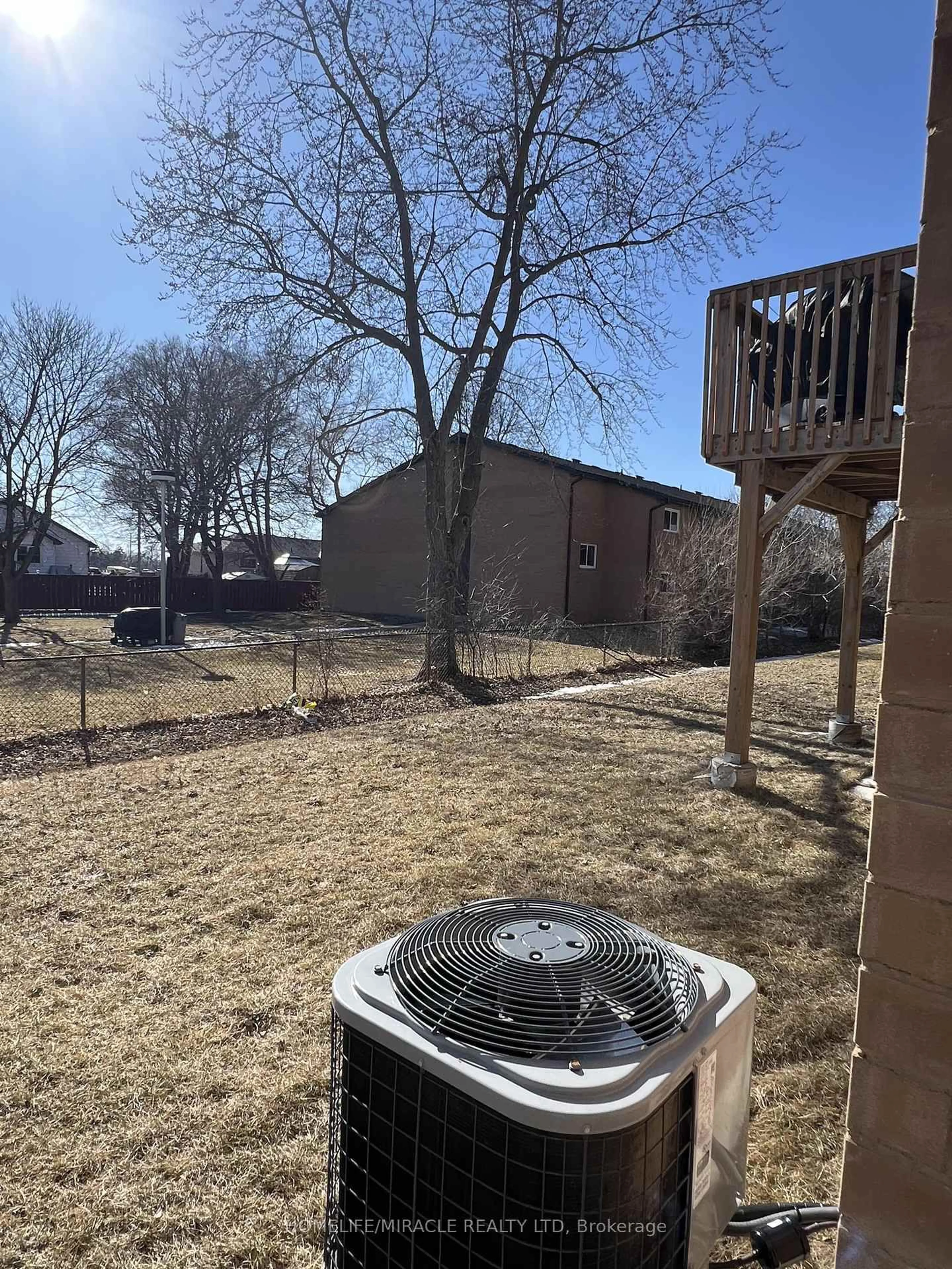Patio, unknown for 114 David St, Haldimand Ontario N0A 1H0