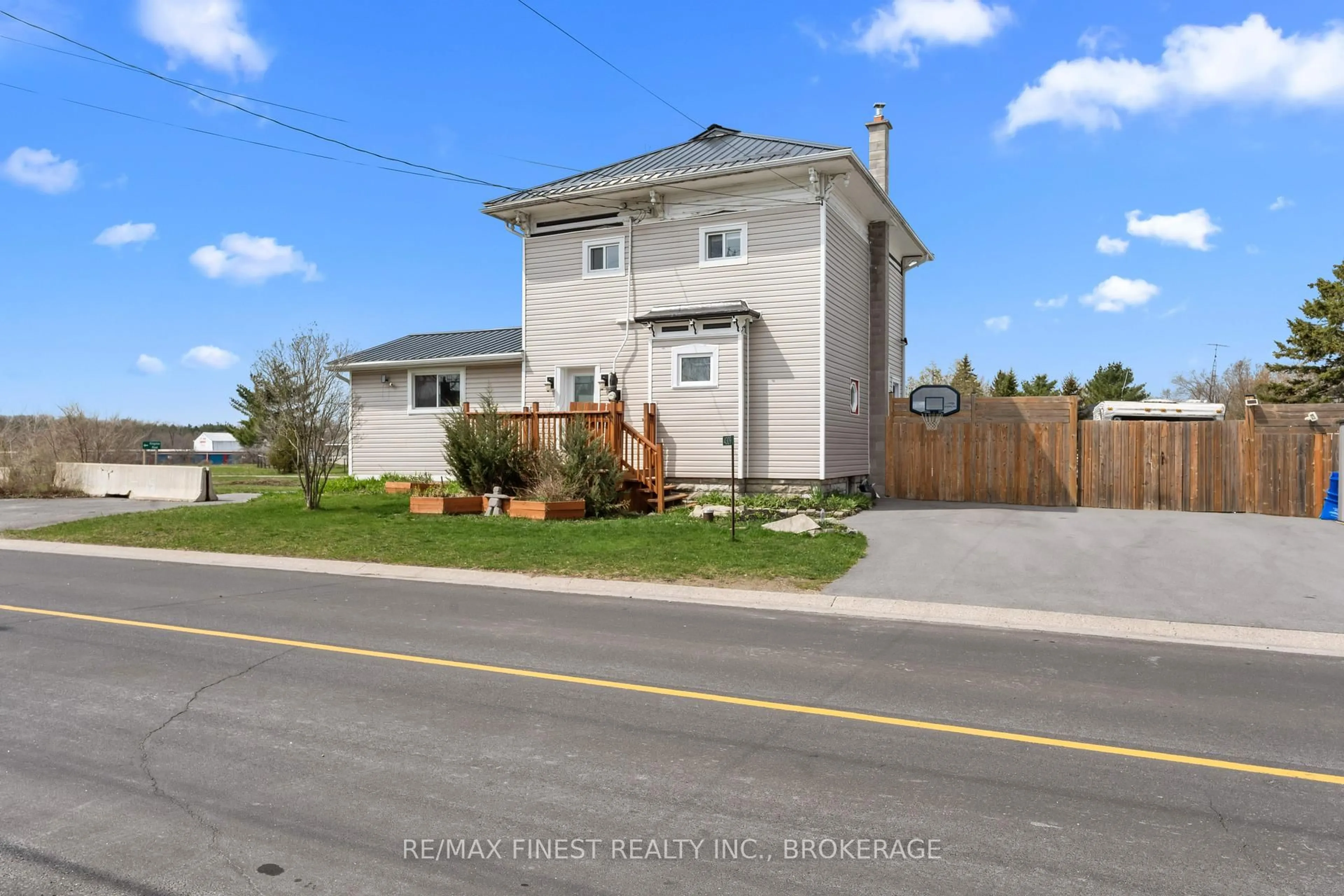 Unknown for 4309 Kingston Rd, Harrowsmith Ontario K0H 1V0