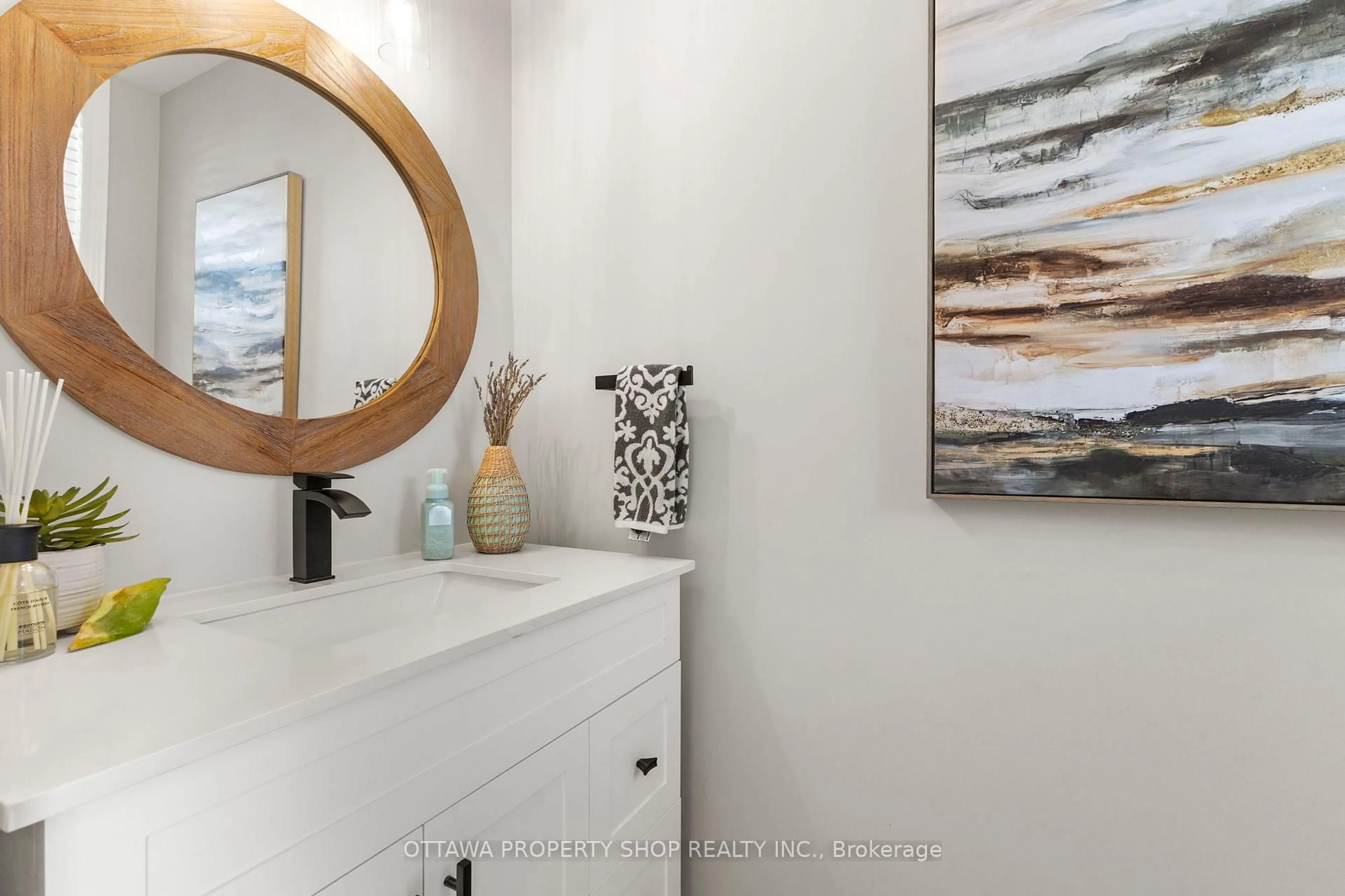 Contemporary bathroom, ceramic/tile floor for 73 Selhurst Ave, Ottawa Ontario K2G 7C9