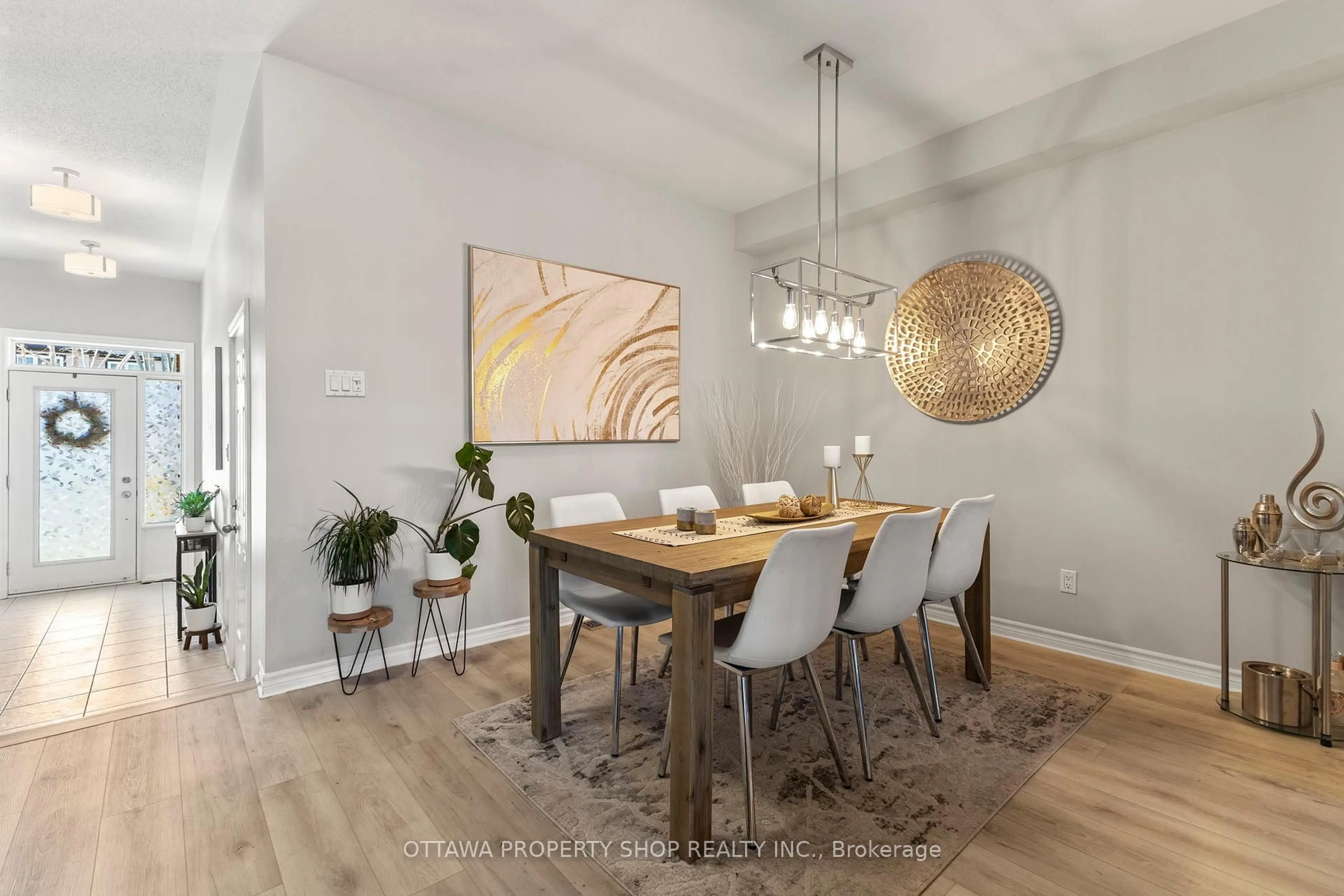 Dining room, wood/laminate floor for 73 Selhurst Ave, Ottawa Ontario K2G 7C9