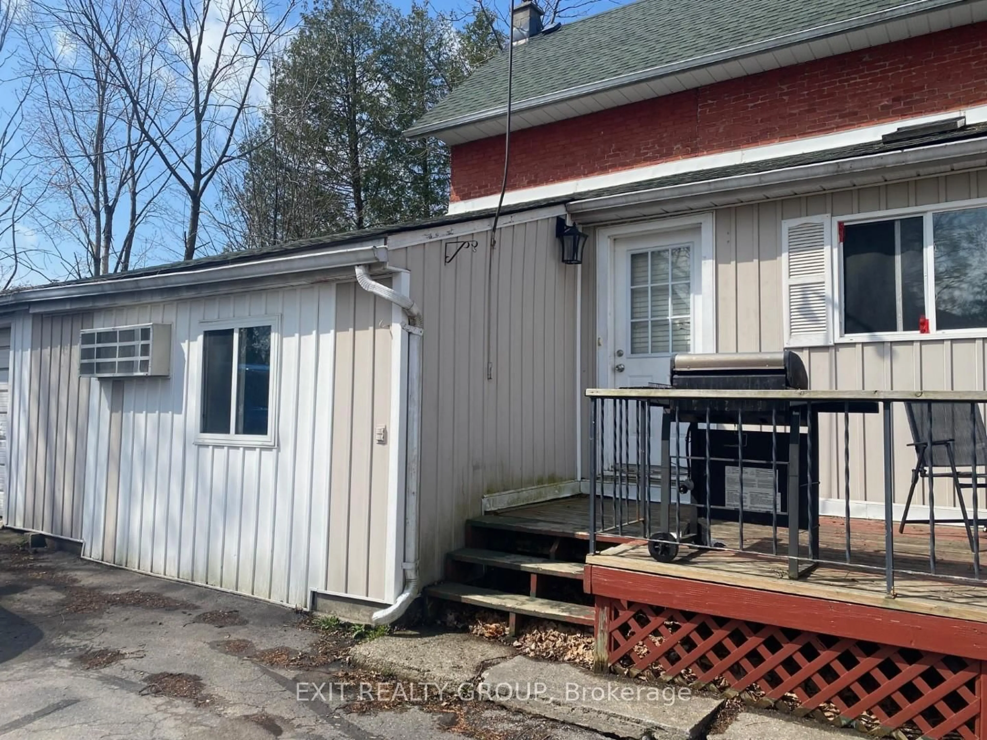 Unknown for 109 West St, Quinte West Ontario K8V 2M3