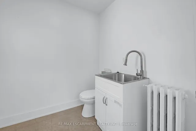 Additional property image - 145 Prospect St