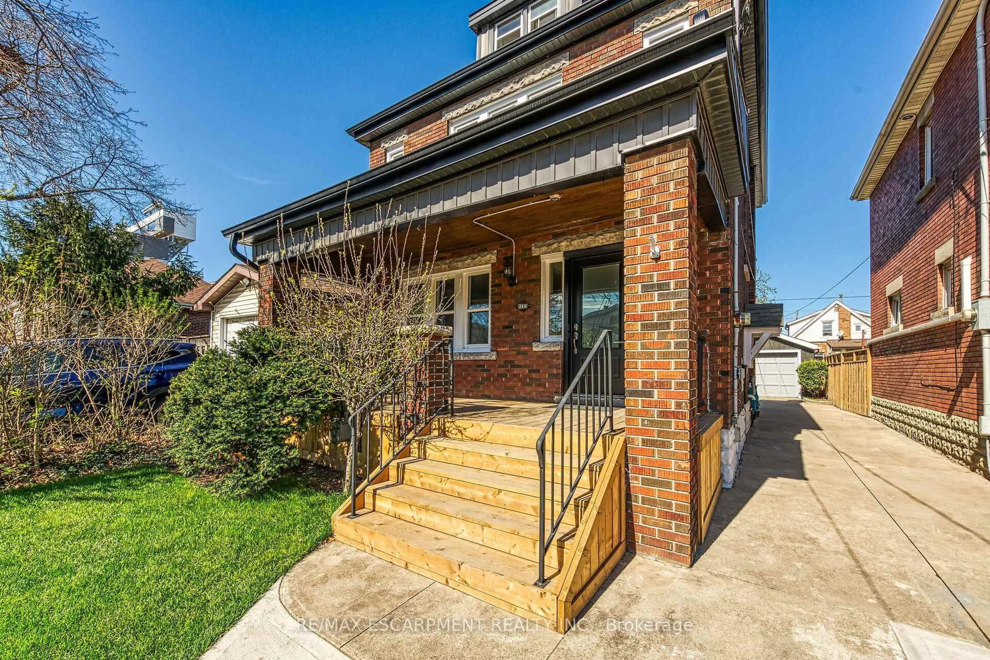 Home with brick exterior material, street for 145 Prospect St, Hamilton Ontario L8L 6X8