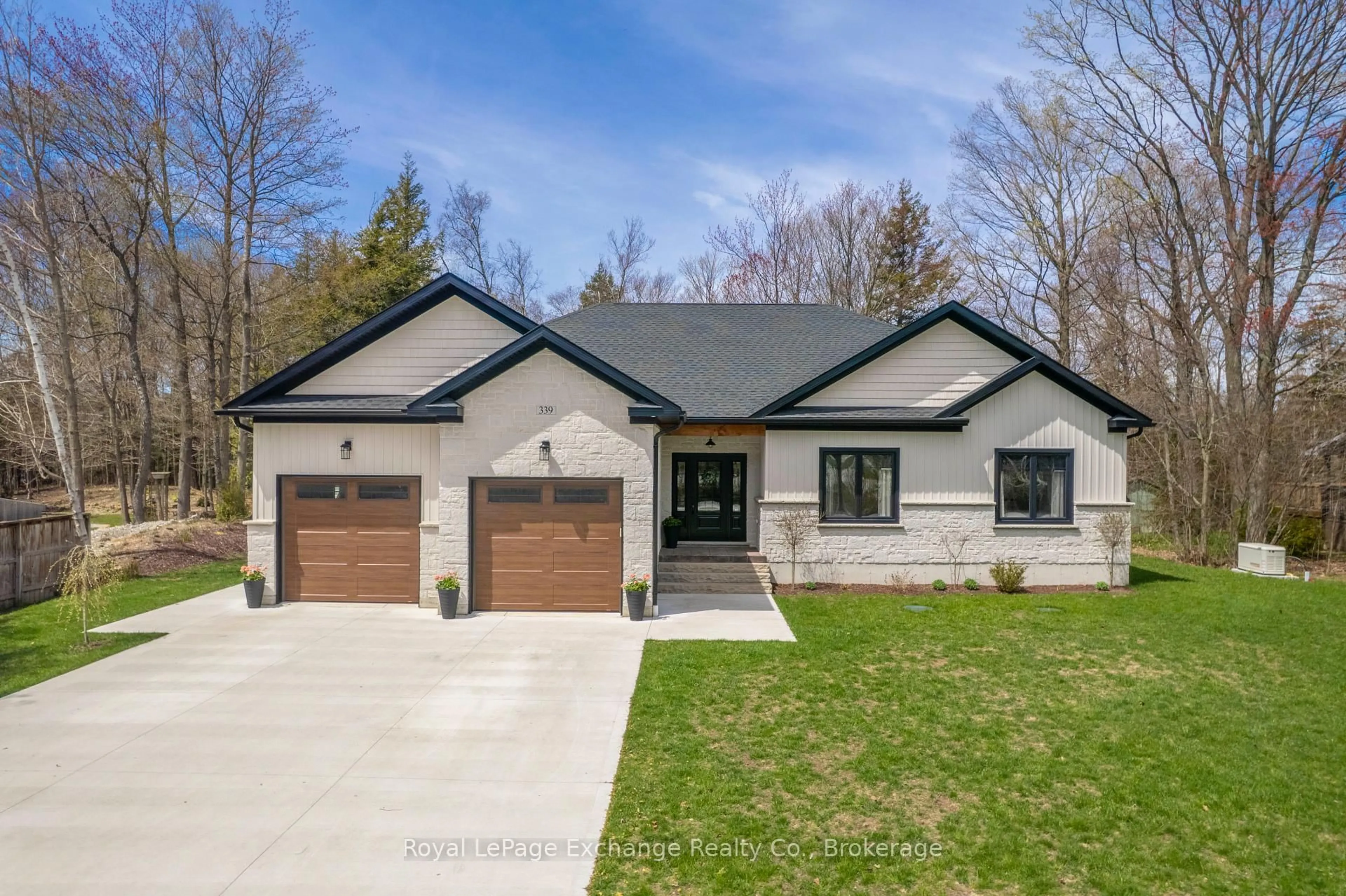 Home with brick exterior material, street for 339 Lake Range Dr, Huron-Kinloss Ontario N0G 2R0