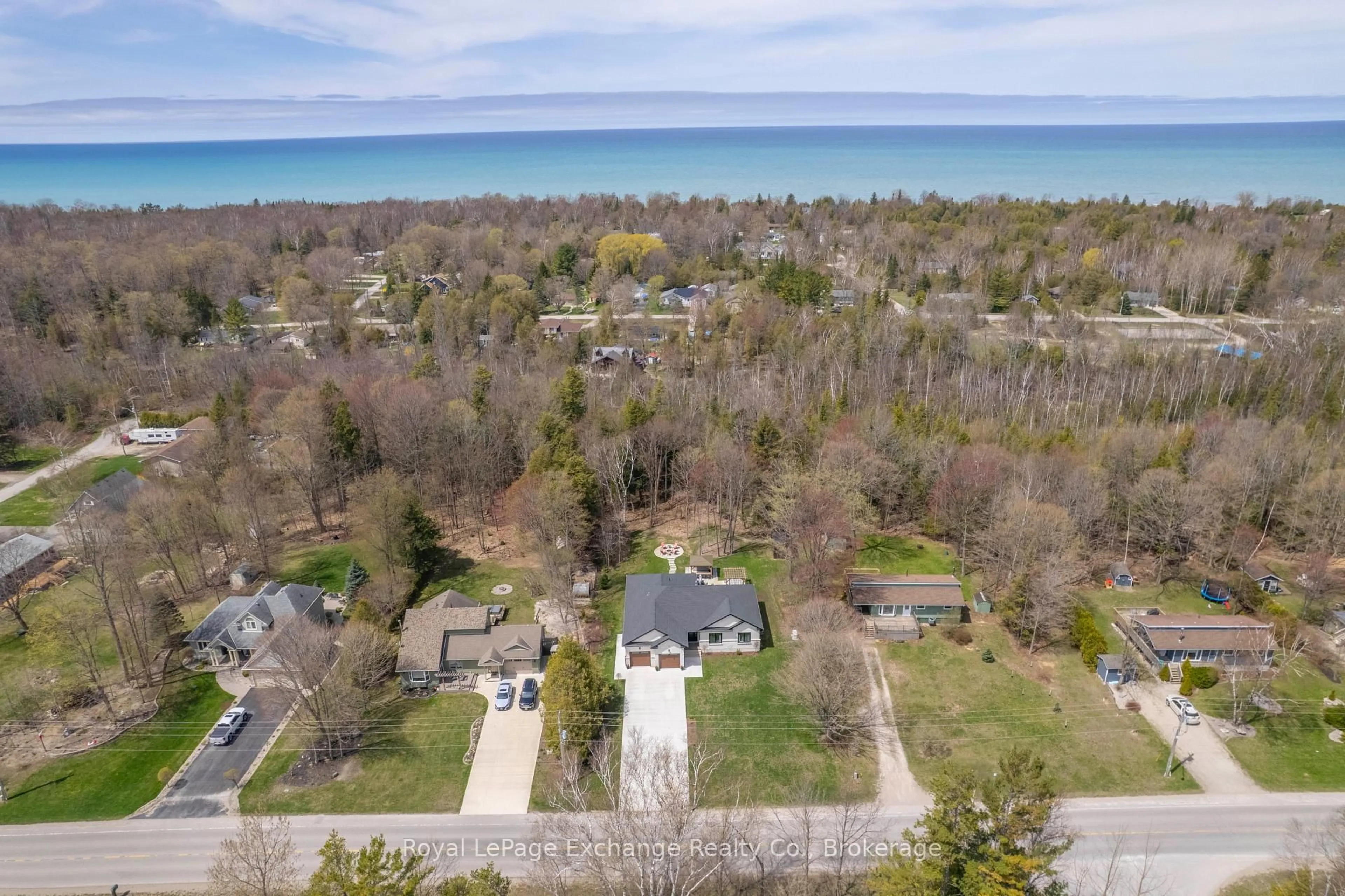 A pic from outside/outdoor area/front of a property/back of a property/a pic from drone, water/lake/river/ocean view for 339 Lake Range Dr, Huron-Kinloss Ontario N0G 2R0