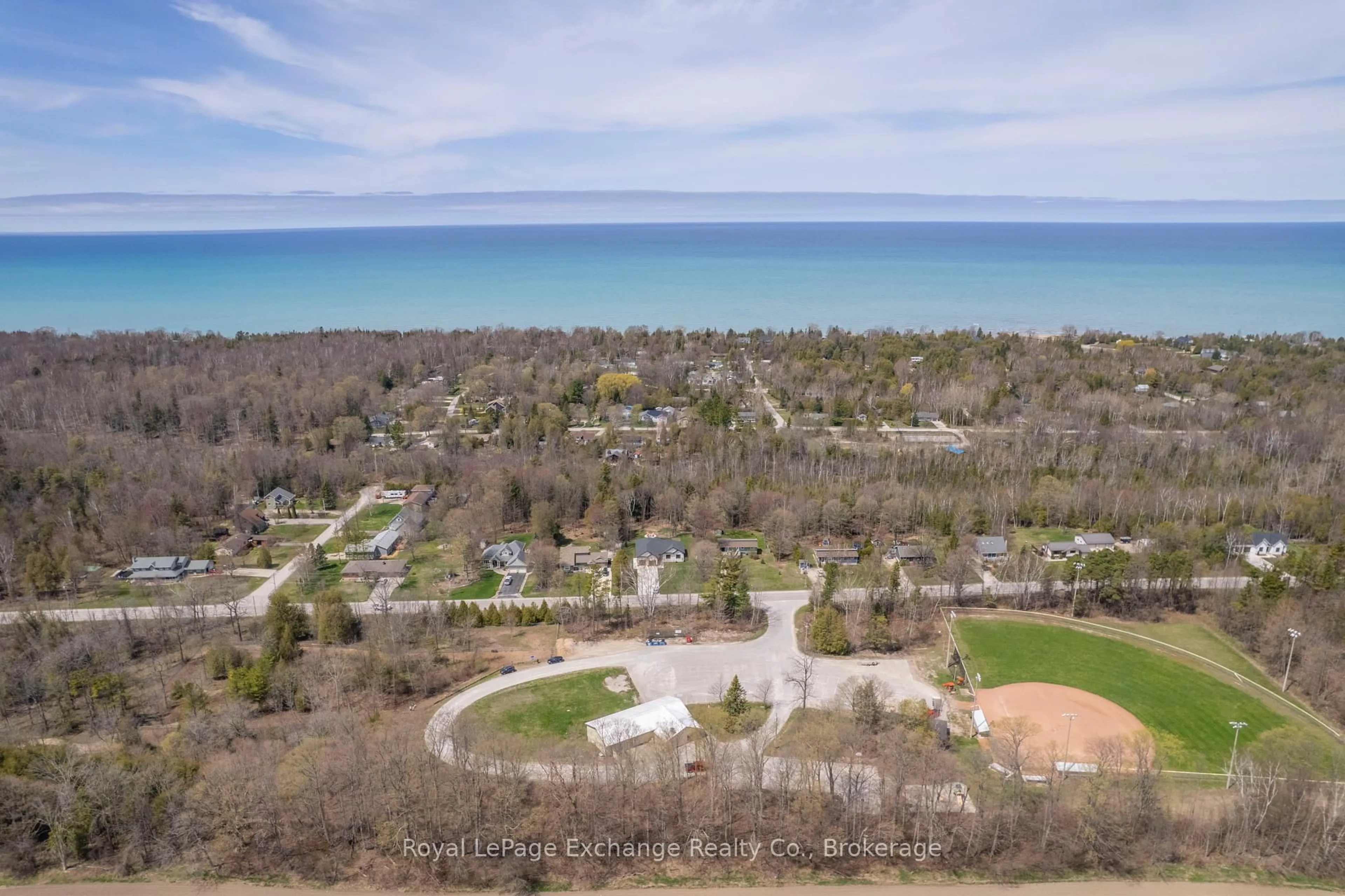 A pic from outside/outdoor area/front of a property/back of a property/a pic from drone, water/lake/river/ocean view for 339 Lake Range Dr, Huron-Kinloss Ontario N0G 2R0