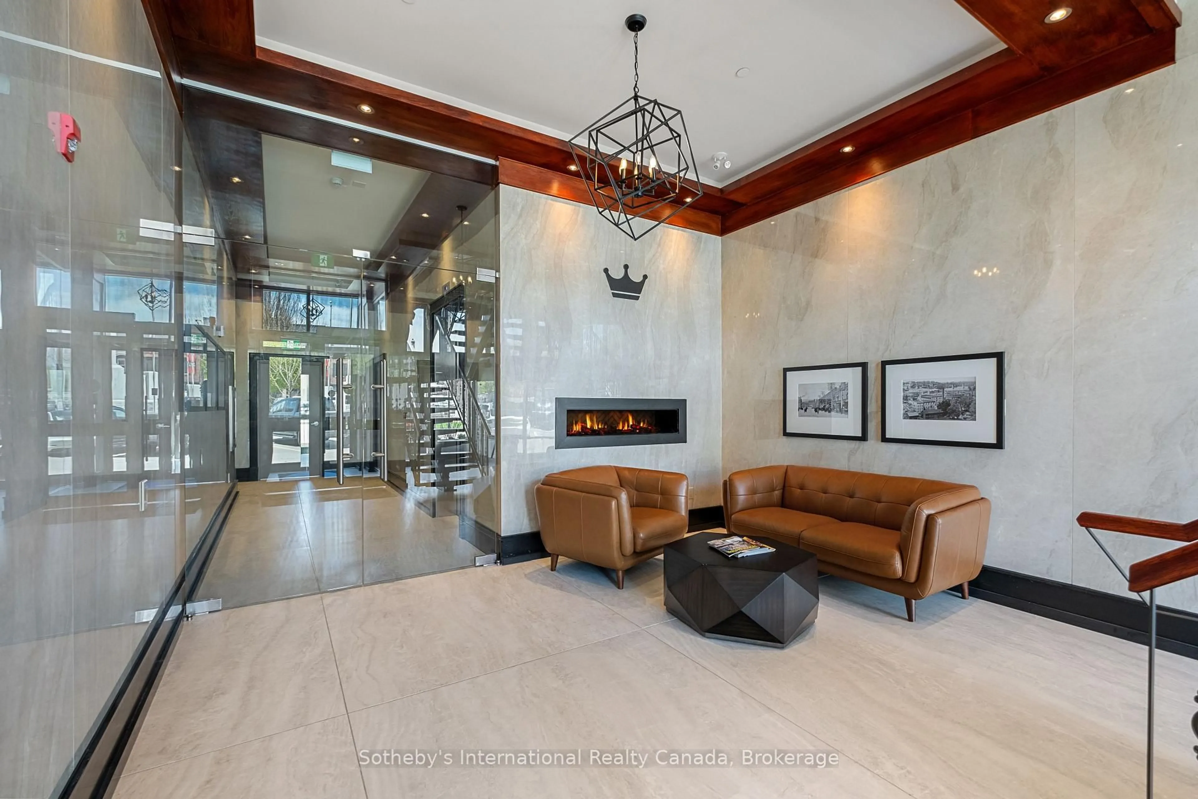 Lobby for 7 Mechanic St #3, Brant Ontario N3L 1K1