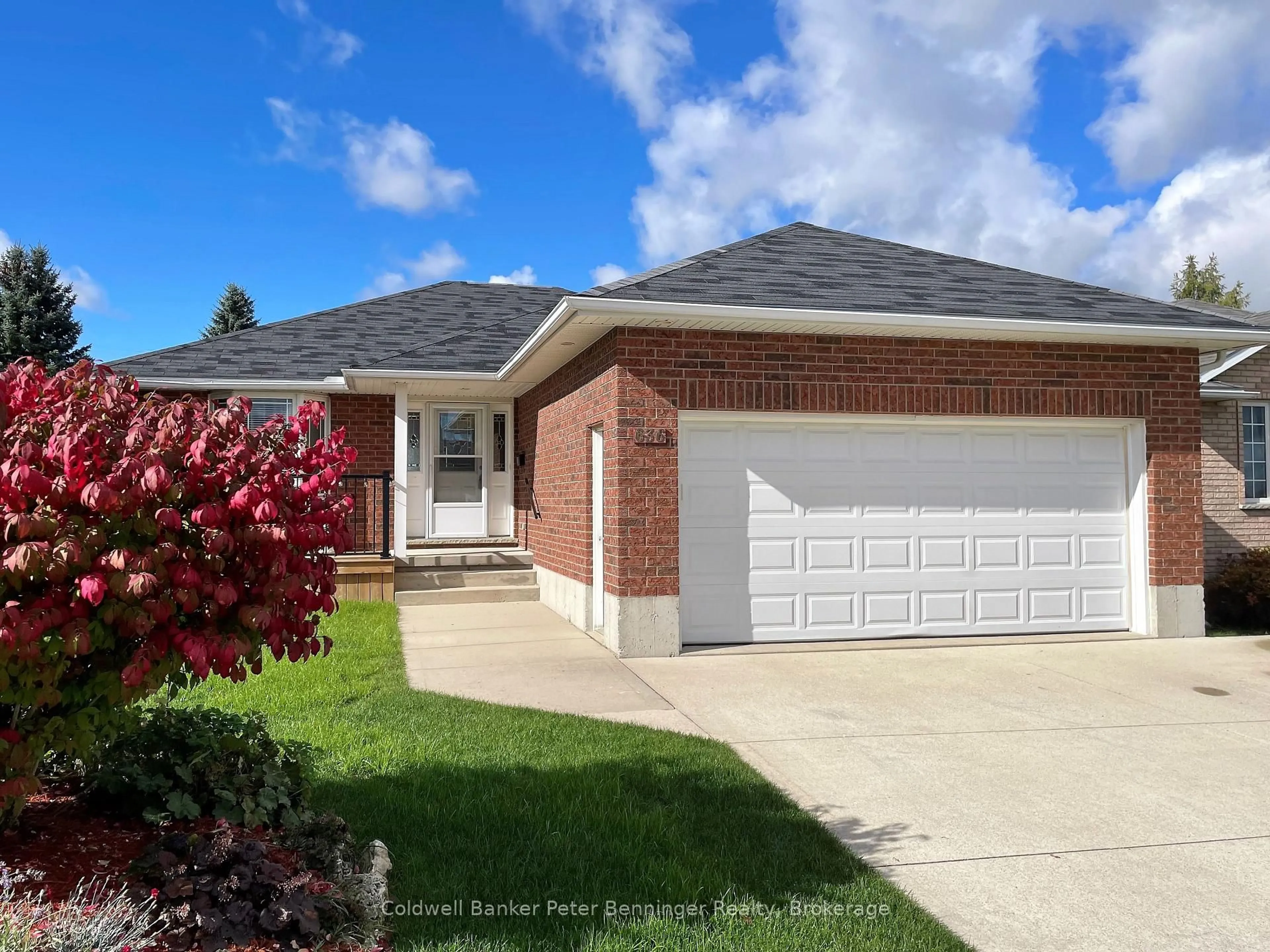 Home with brick exterior material, unknown for 636 22nd Ave, Hanover Ontario N4N 3W7