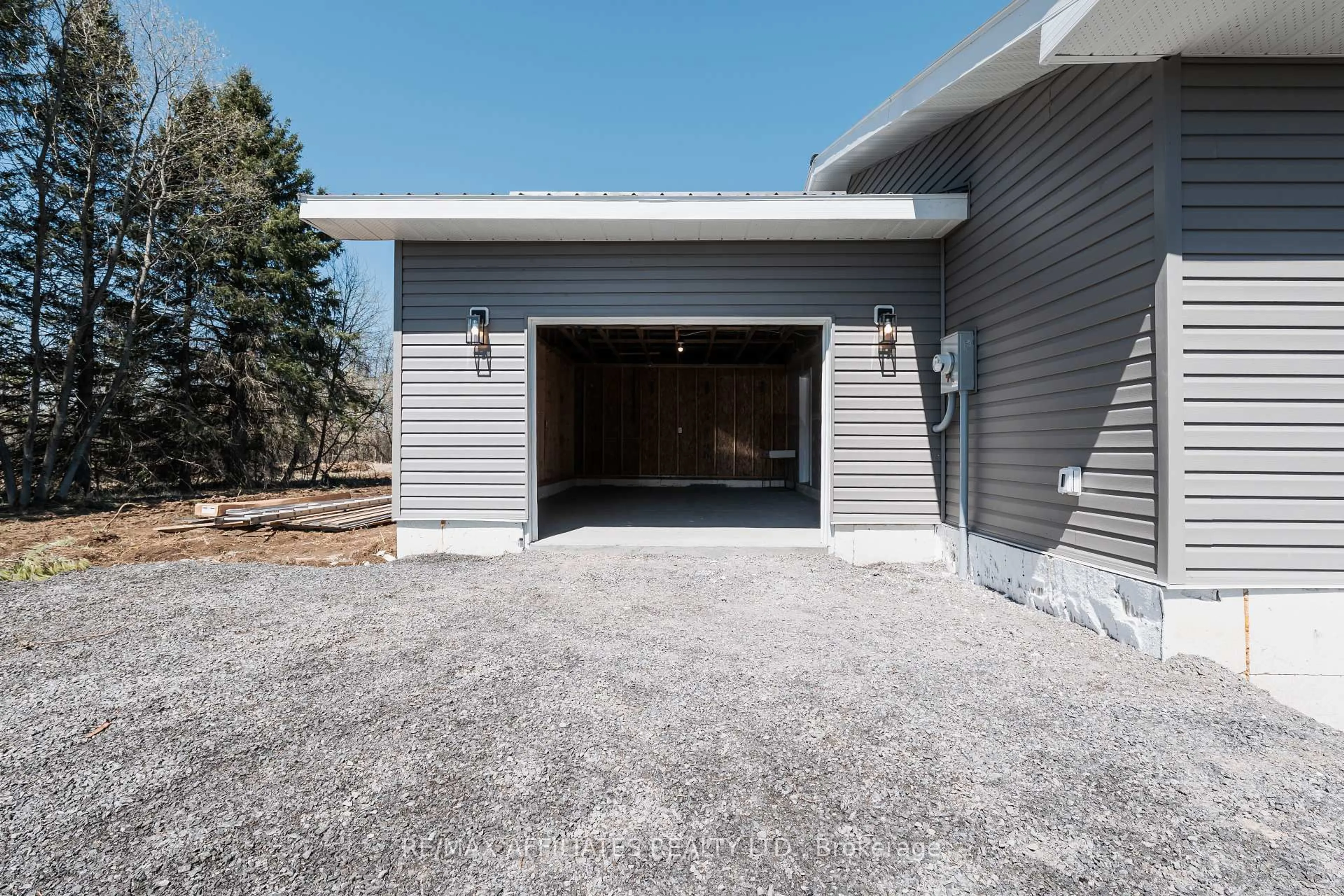 Unknown for 10379 Hanesville Rd, South Dundas Ontario K0E 1C0