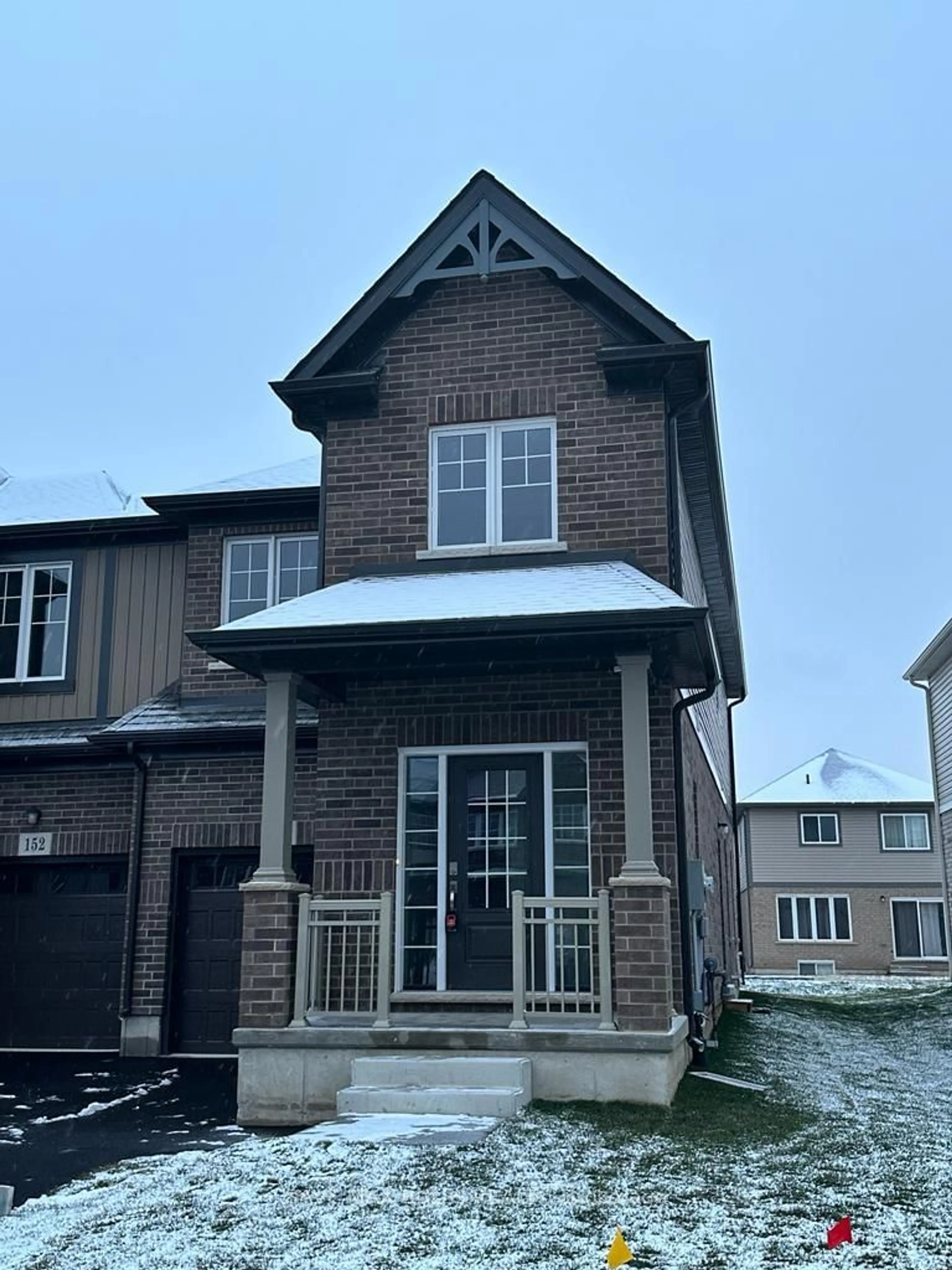 Home with brick exterior material, street for 156 Bur Oak Dr, Thorold Ontario L6V 0L7