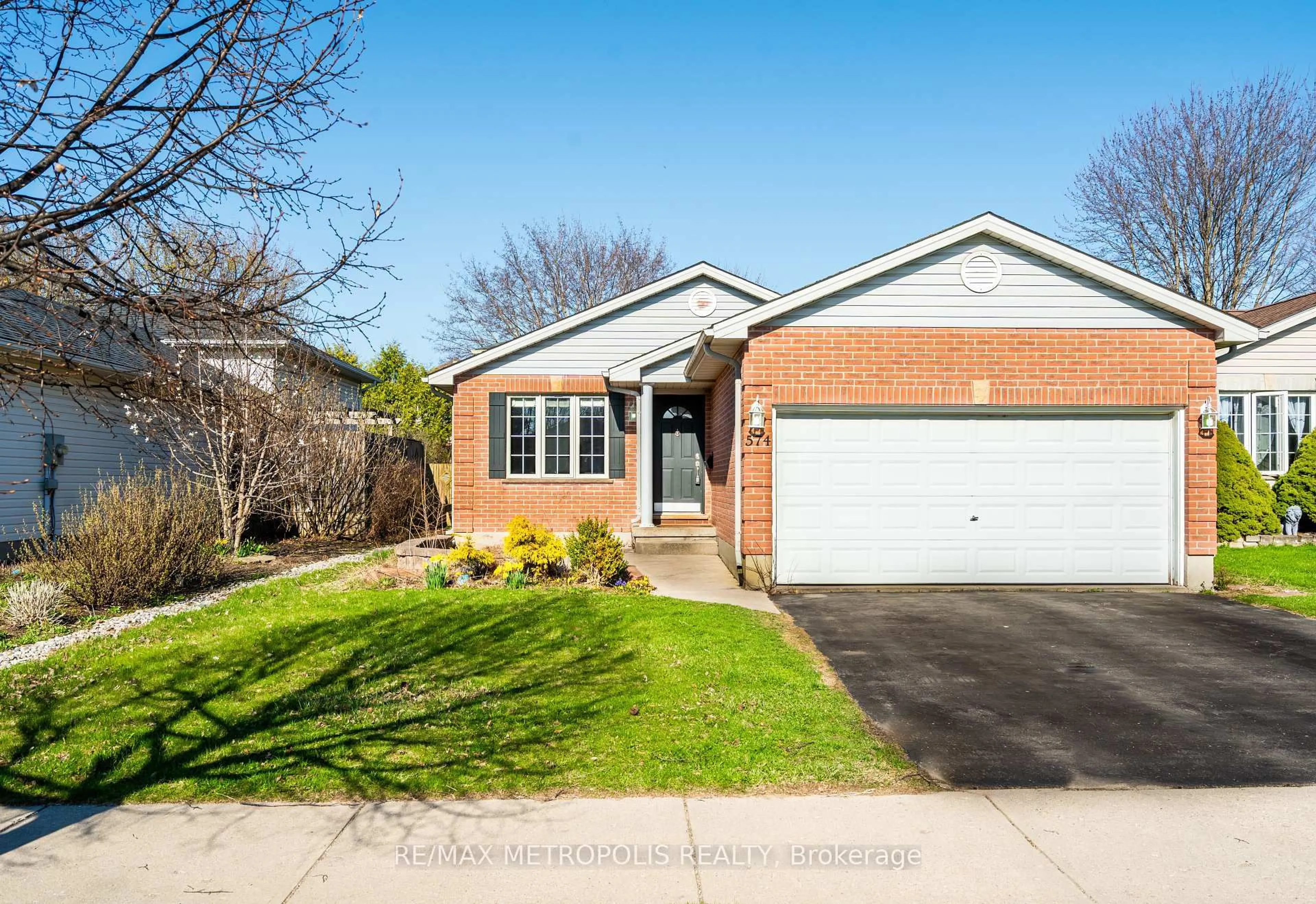 Home with brick exterior material, street for 574 Talltree Cres, London East Ontario N5V 5E4