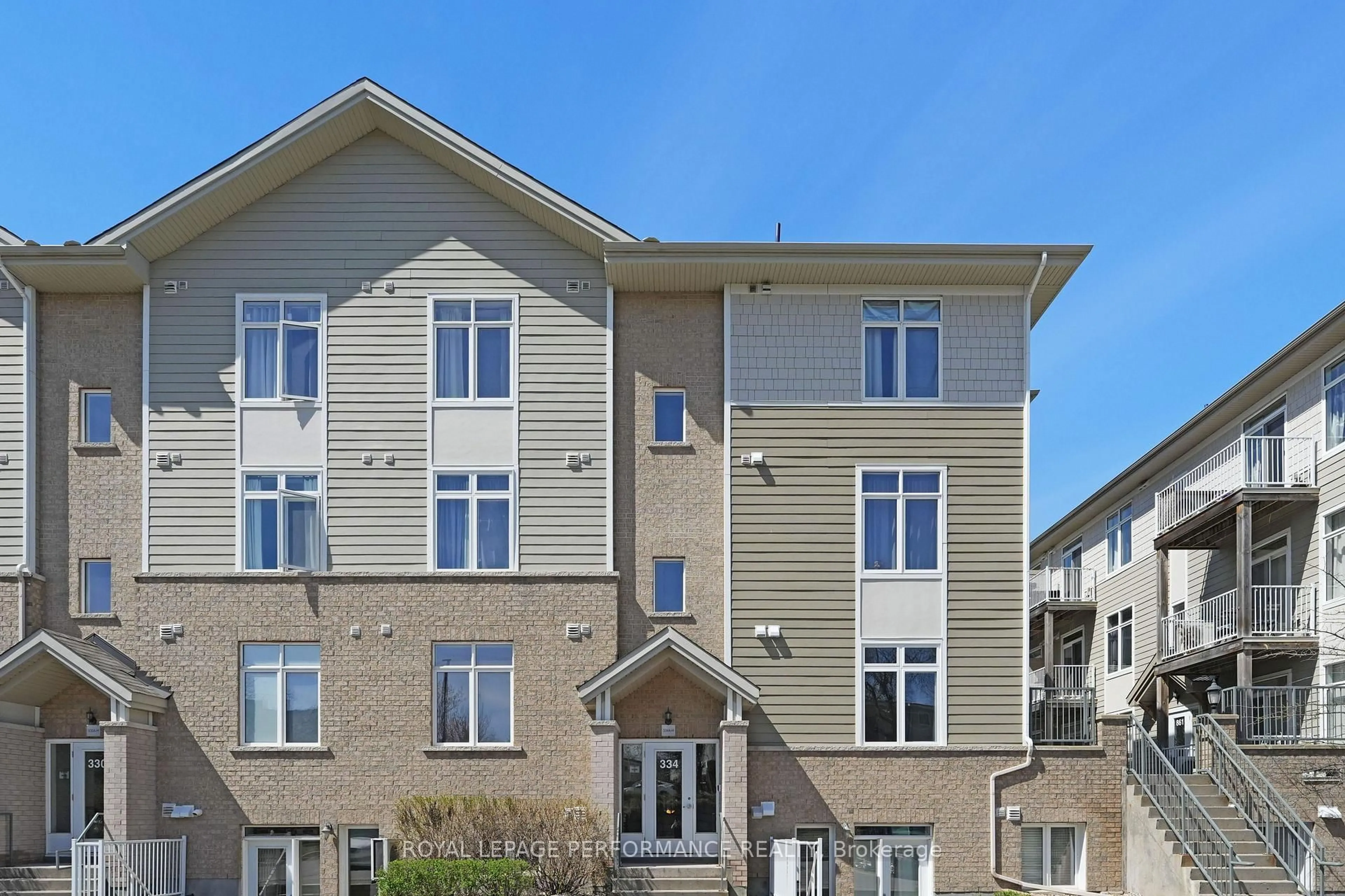 Unknown for 334 Everest Private #B, Ottawa Ontario K1G 4E4