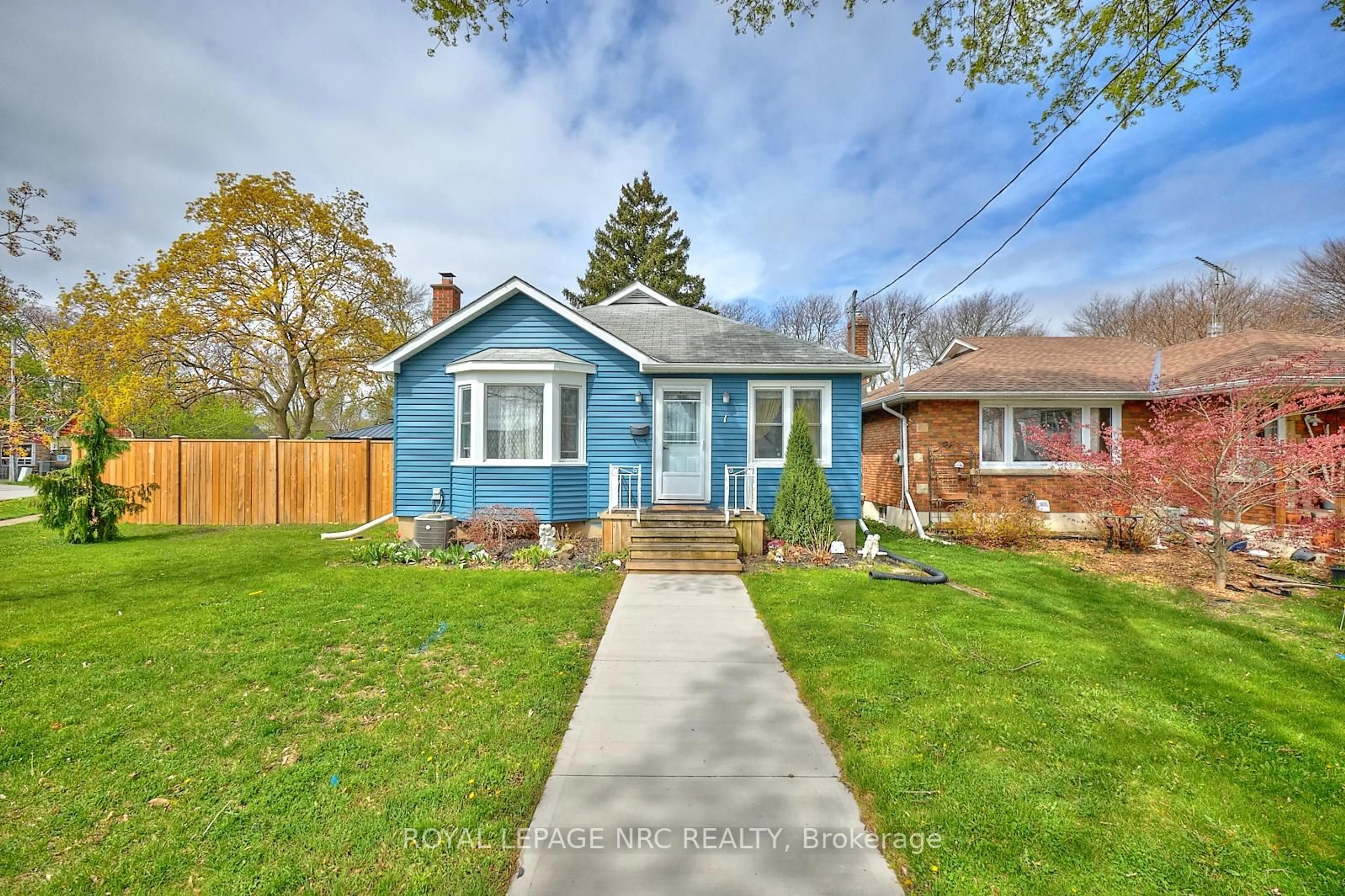 Home with brick exterior material, street for 1 Thorndale Ave, St. Catharines Ontario L2R 6A2