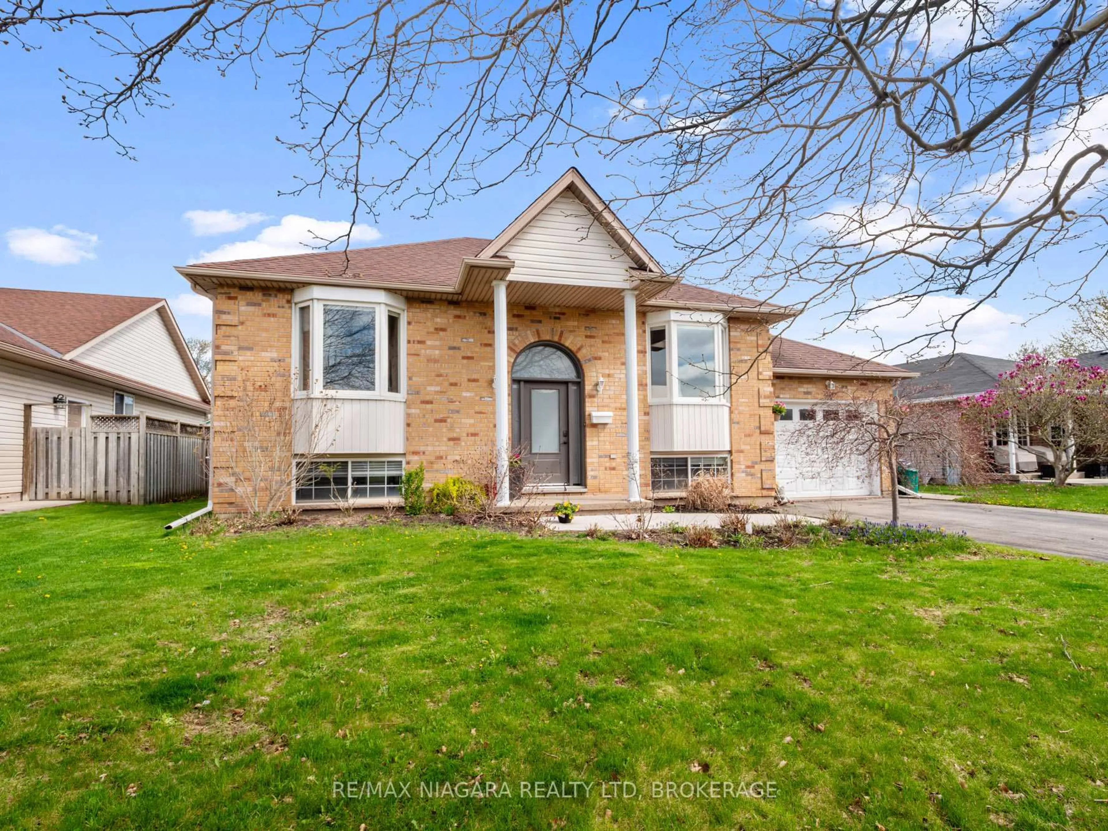 Home with brick exterior material, street for 3564 Hill St, Fort Erie Ontario L0S 1S0