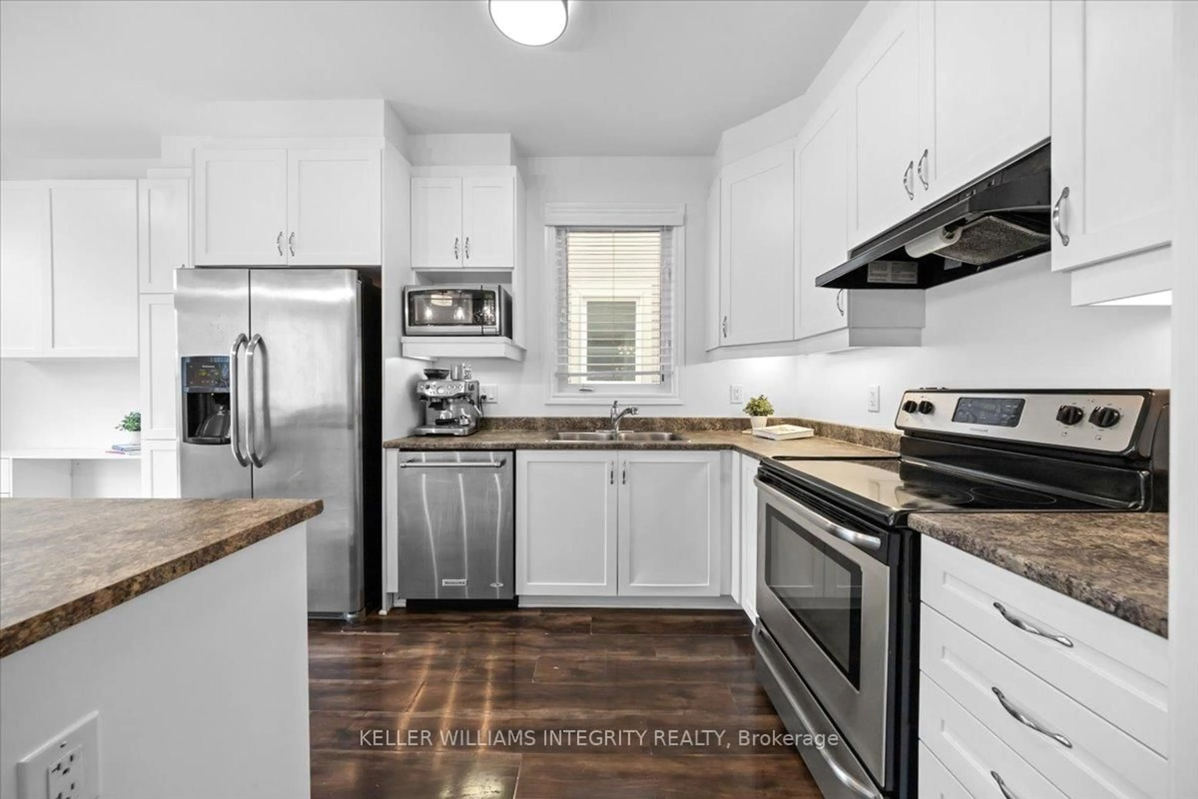 Standard kitchen, unknown for 542 Dundonald Dr, Ottawa Ontario K2J 5X1