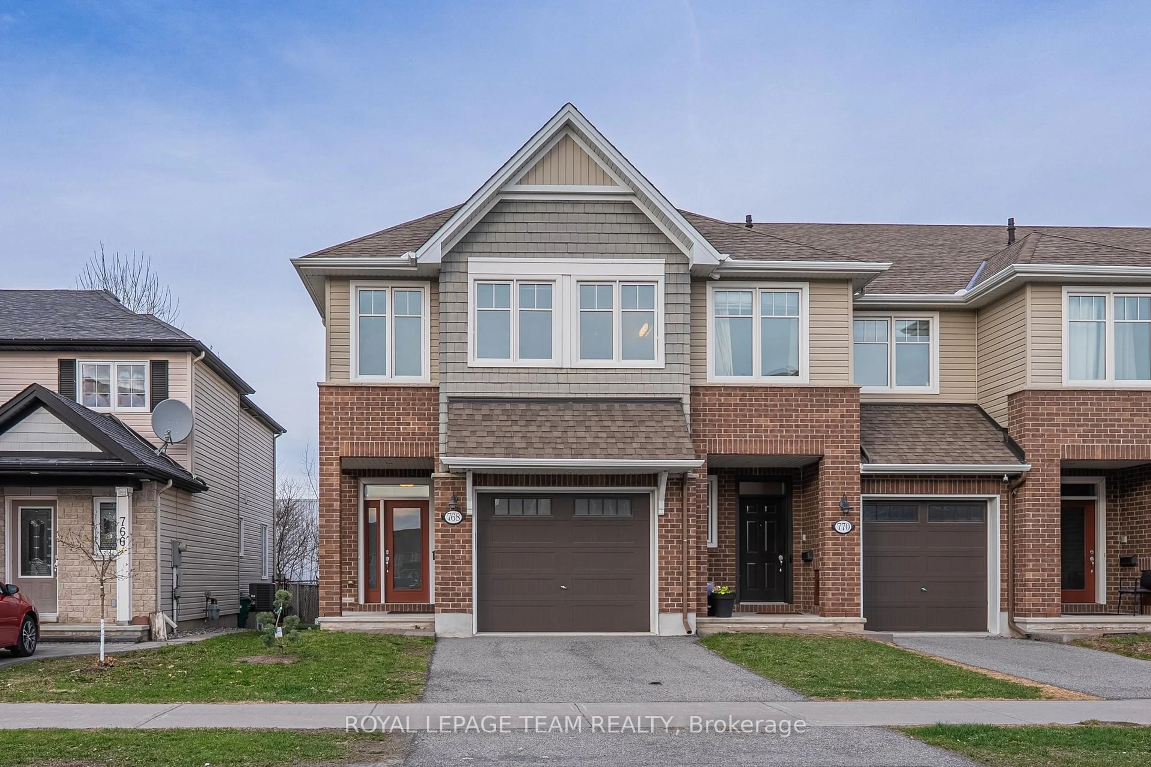 Home with brick exterior material, street for 768 CEDAR CREEK Dr, Gloucester Ontario K1T 0B2