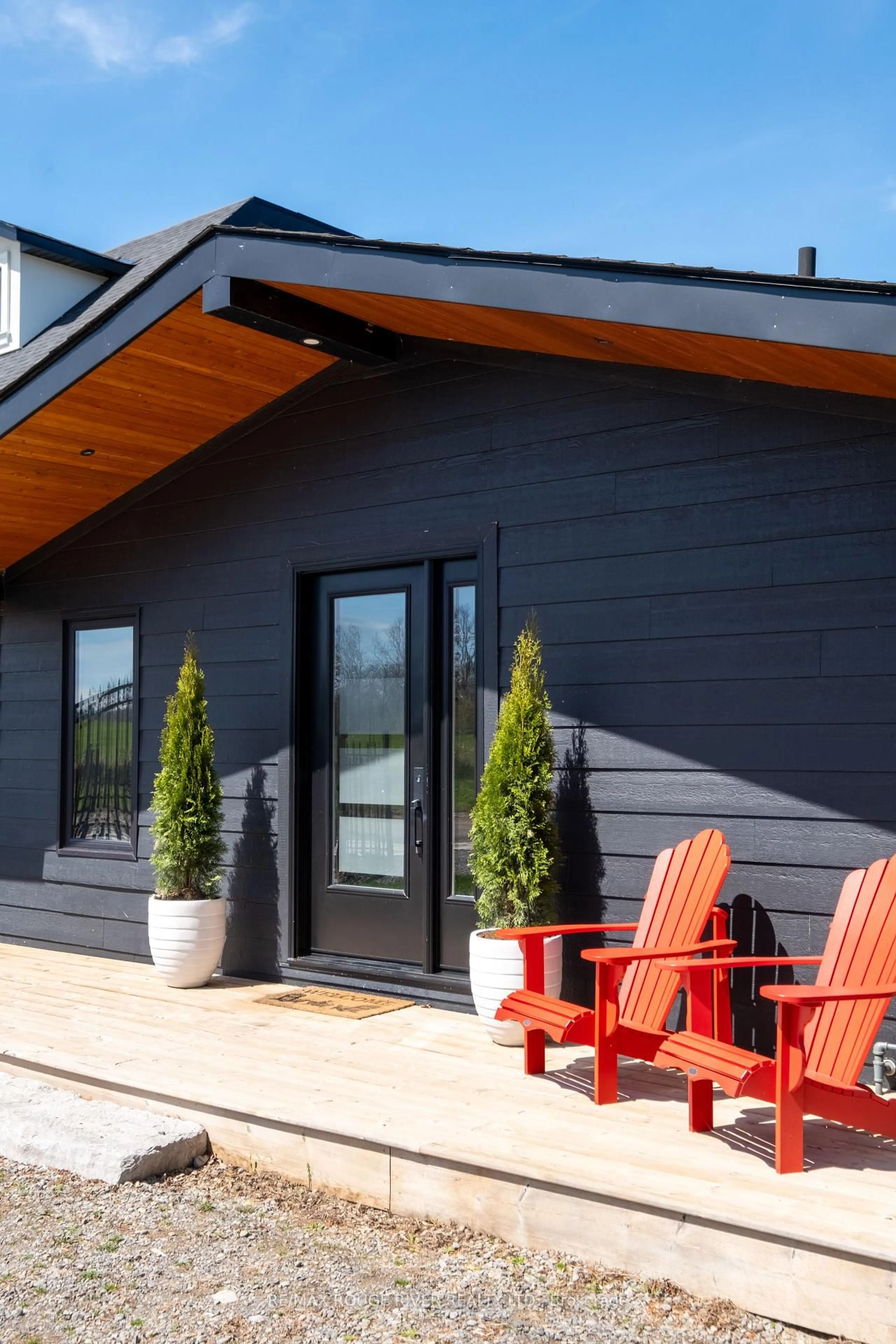 Home with vinyl exterior material, street for 5427 Young St #440, Hamilton Township Ontario K0K 2H0