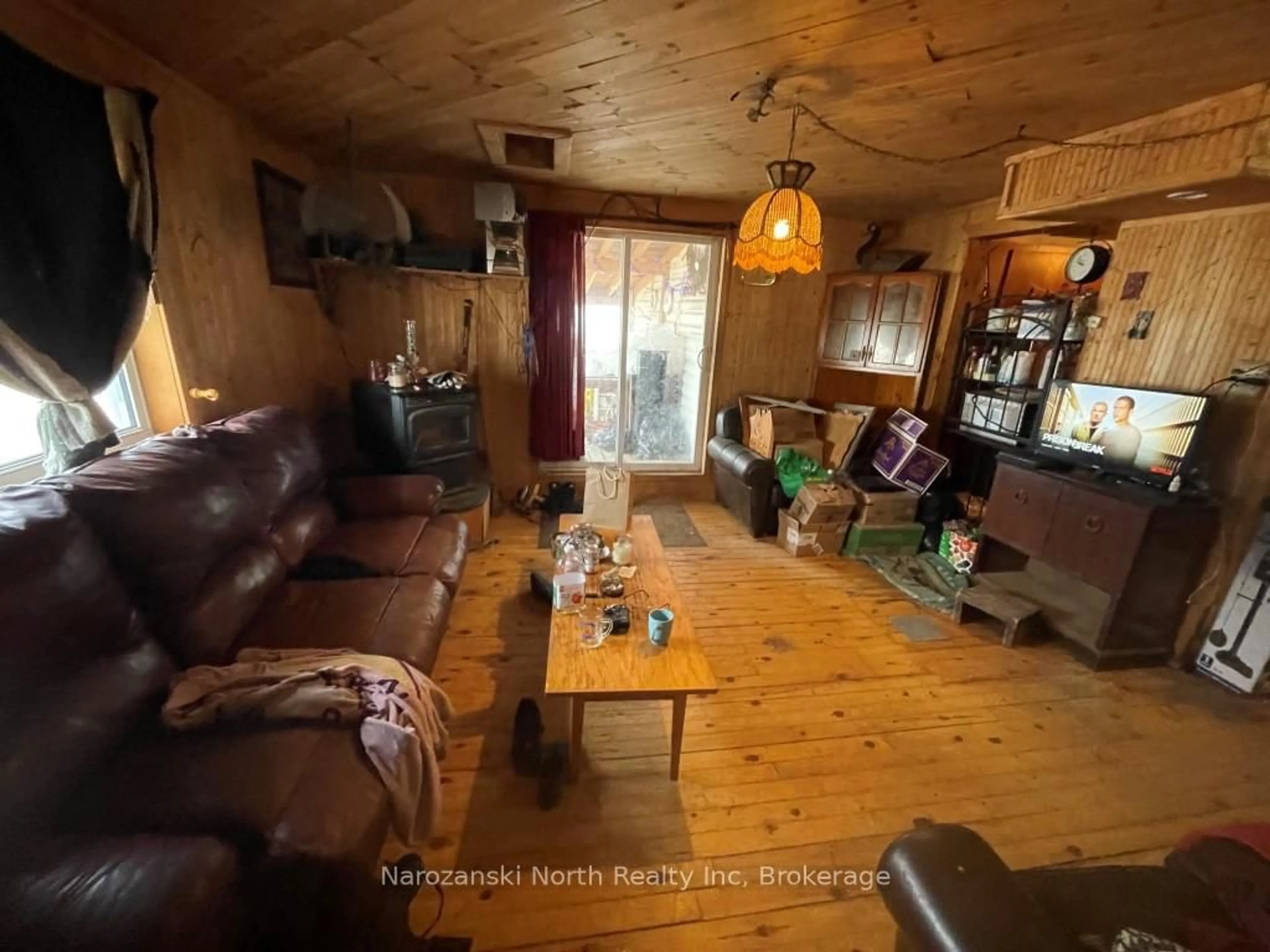 A pic of a room for 1 Phipps St, Gore Bay Ontario P0P 1H0