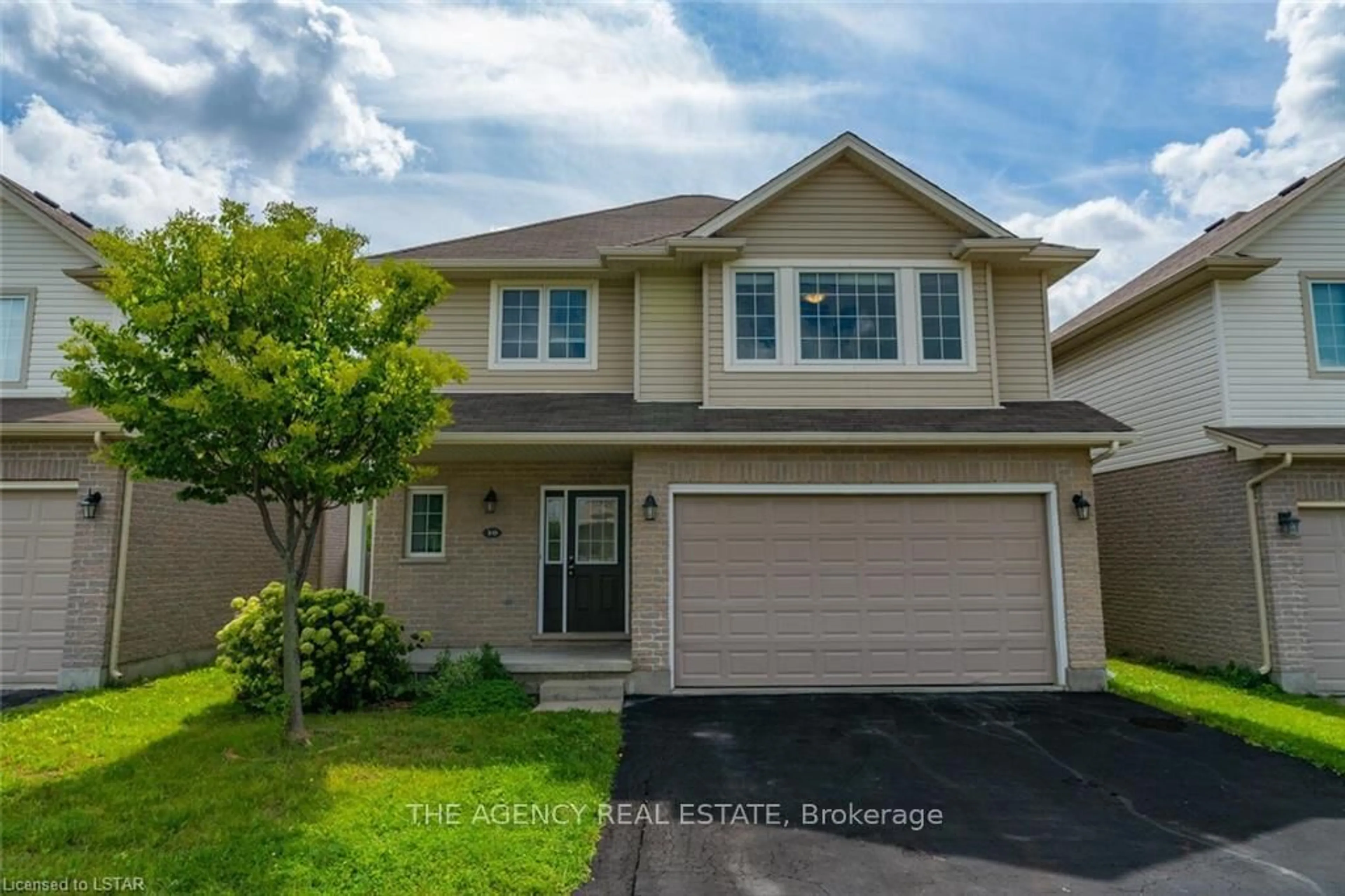 Home with vinyl exterior material, street for 960 Bitterbush Cres #30, London North Ontario N6H 0G1