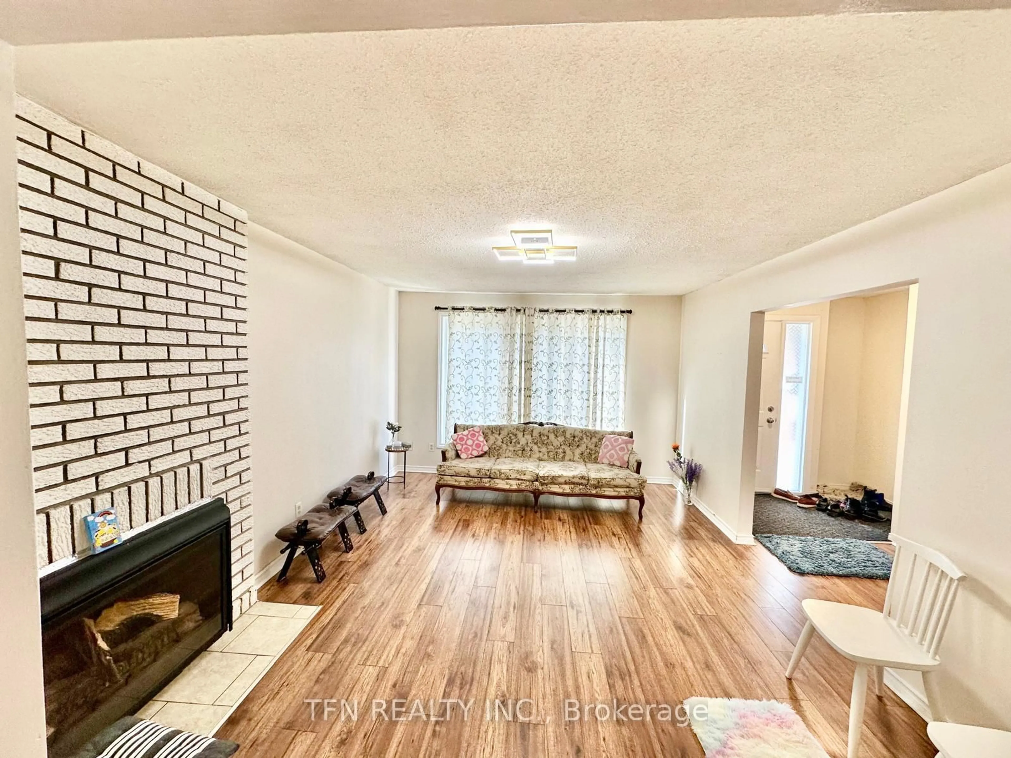 Living room with furniture, unknown for 2111 Montreal Rd #76, Ottawa Ontario K1J 8M8