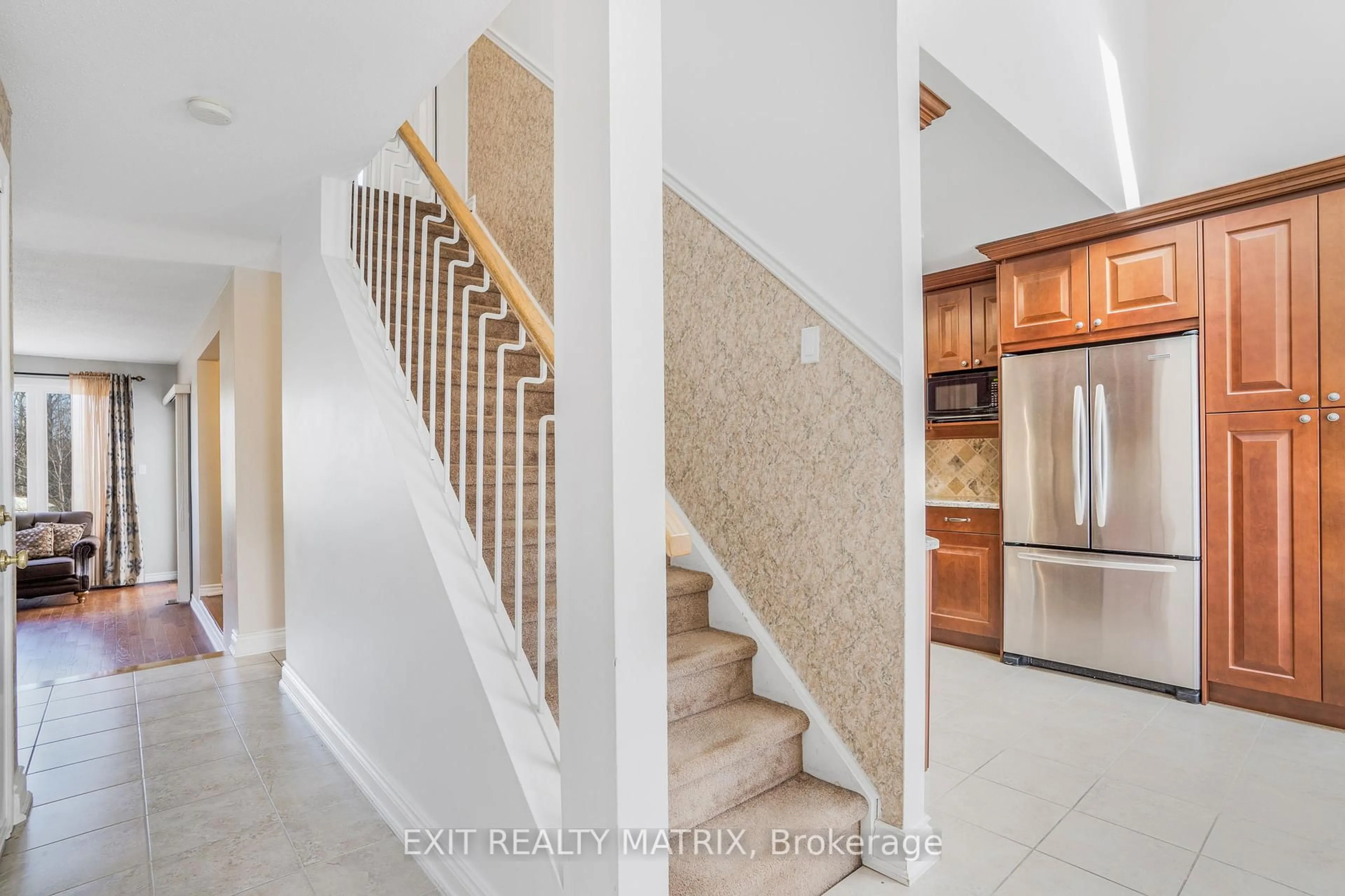 Unknown for 1408 Eastcliffe Way, Gloucester Ontario K1B 5H6
