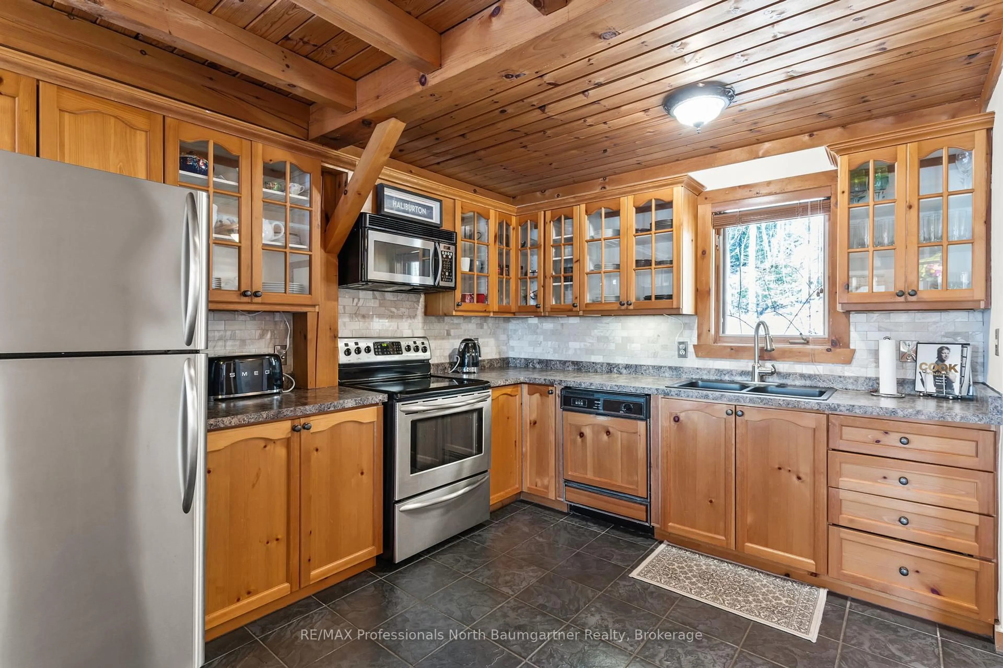 Unknown for 1025 Yukon Tr, Minden Hills Ontario K0M 2K0