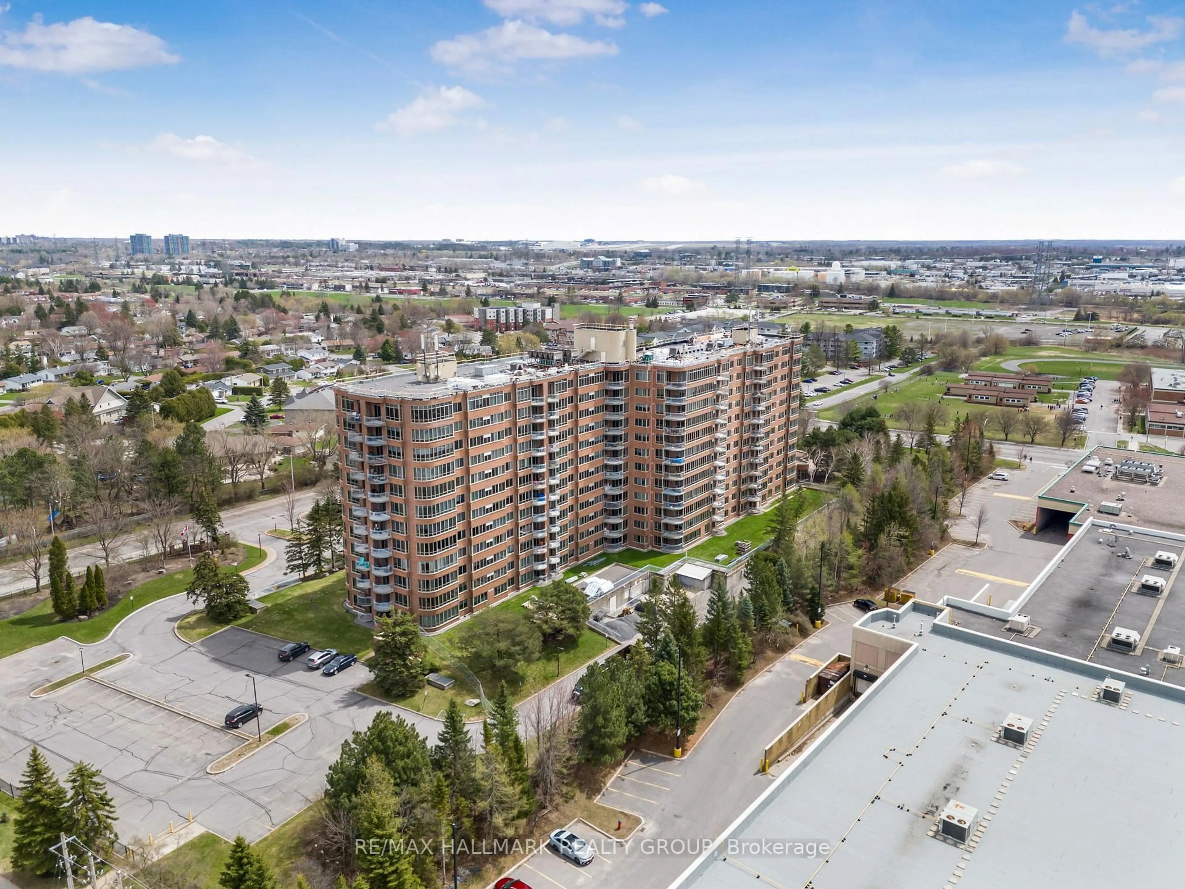 A pic from outside/outdoor area/front of a property/back of a property/a pic from drone, city buildings view from balcony for 100 GRANT CARMAN Dr #1109, Ottawa Ontario K2E 8B8