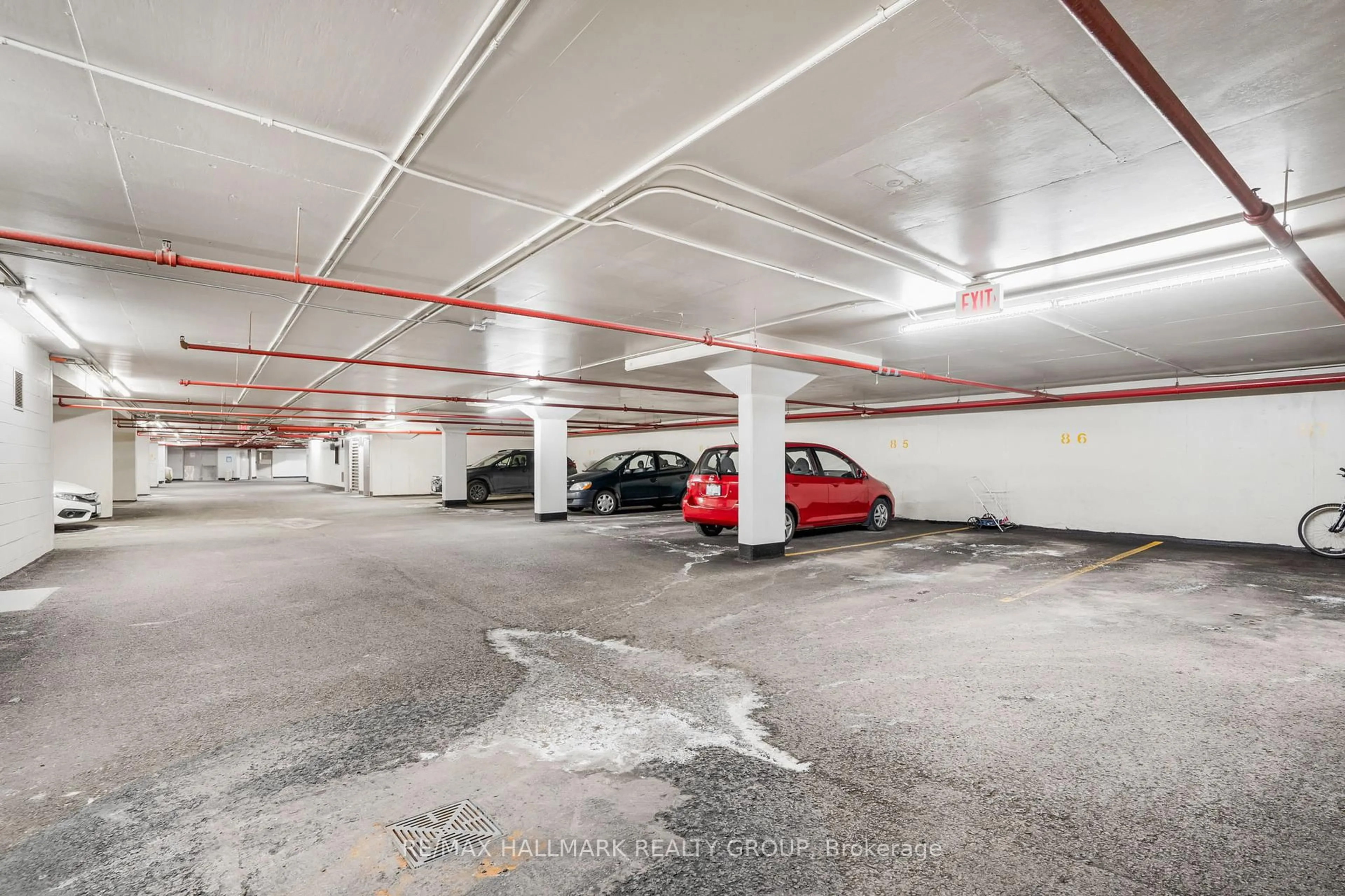 Parking for 100 GRANT CARMAN Dr #1109, Ottawa Ontario K2E 8B8