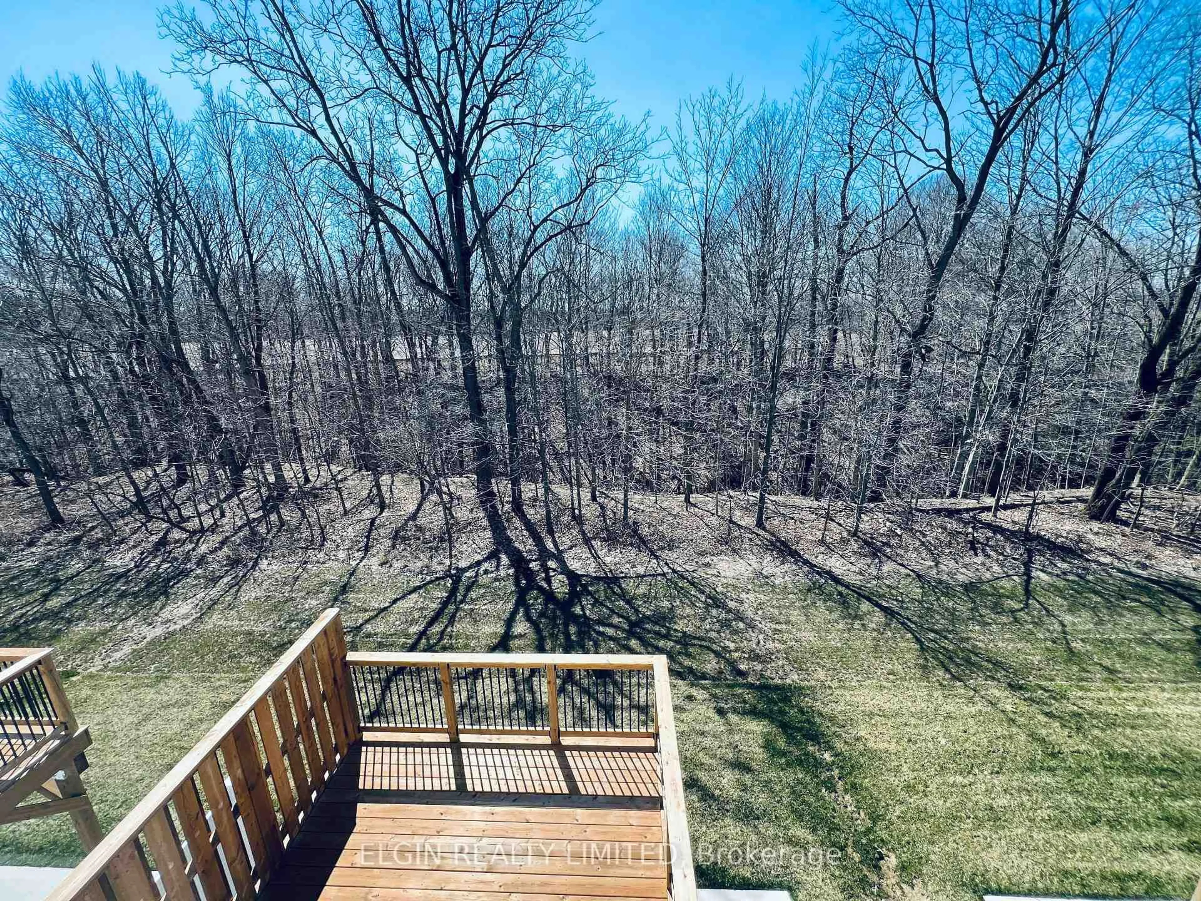 A pic from outside/outdoor area/front of a property/back of a property/a pic from drone, forest/trees view for 25-49 Royal Dornoch Dr, St. Thomas Ontario N5R 0P4