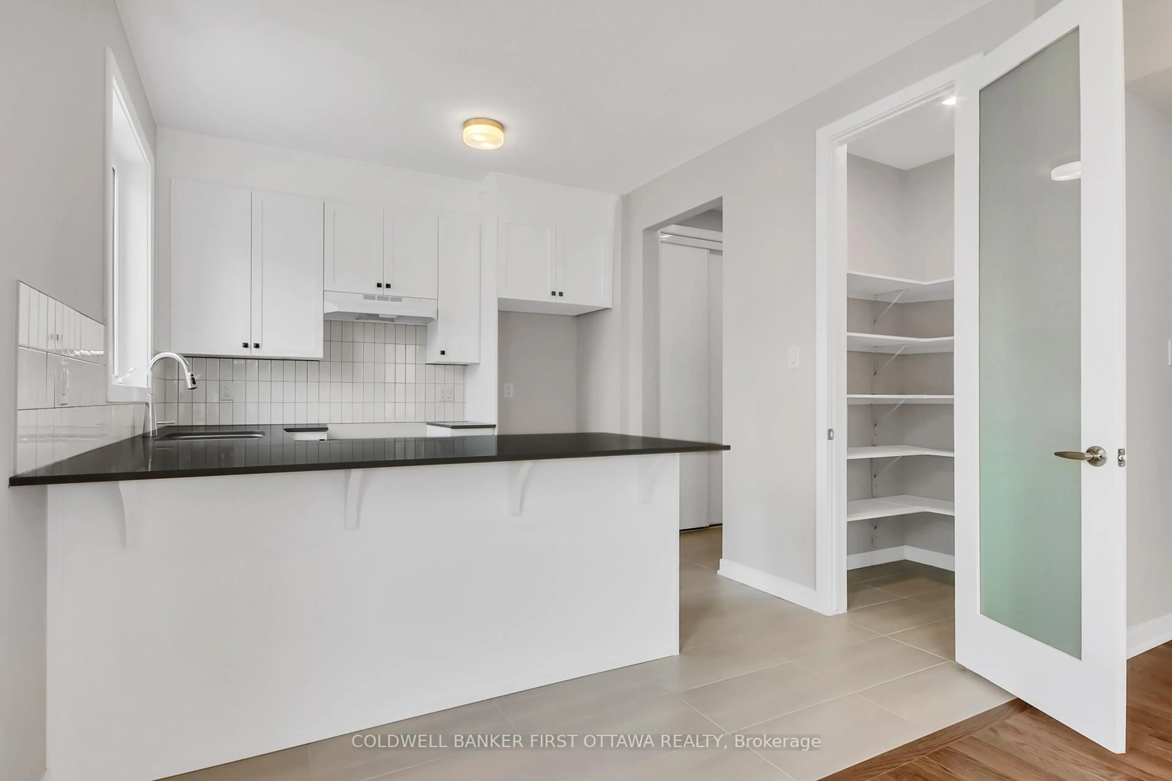 Standard kitchen, unknown for 117 Rugosa St, Kars Ontario K0A 2E0