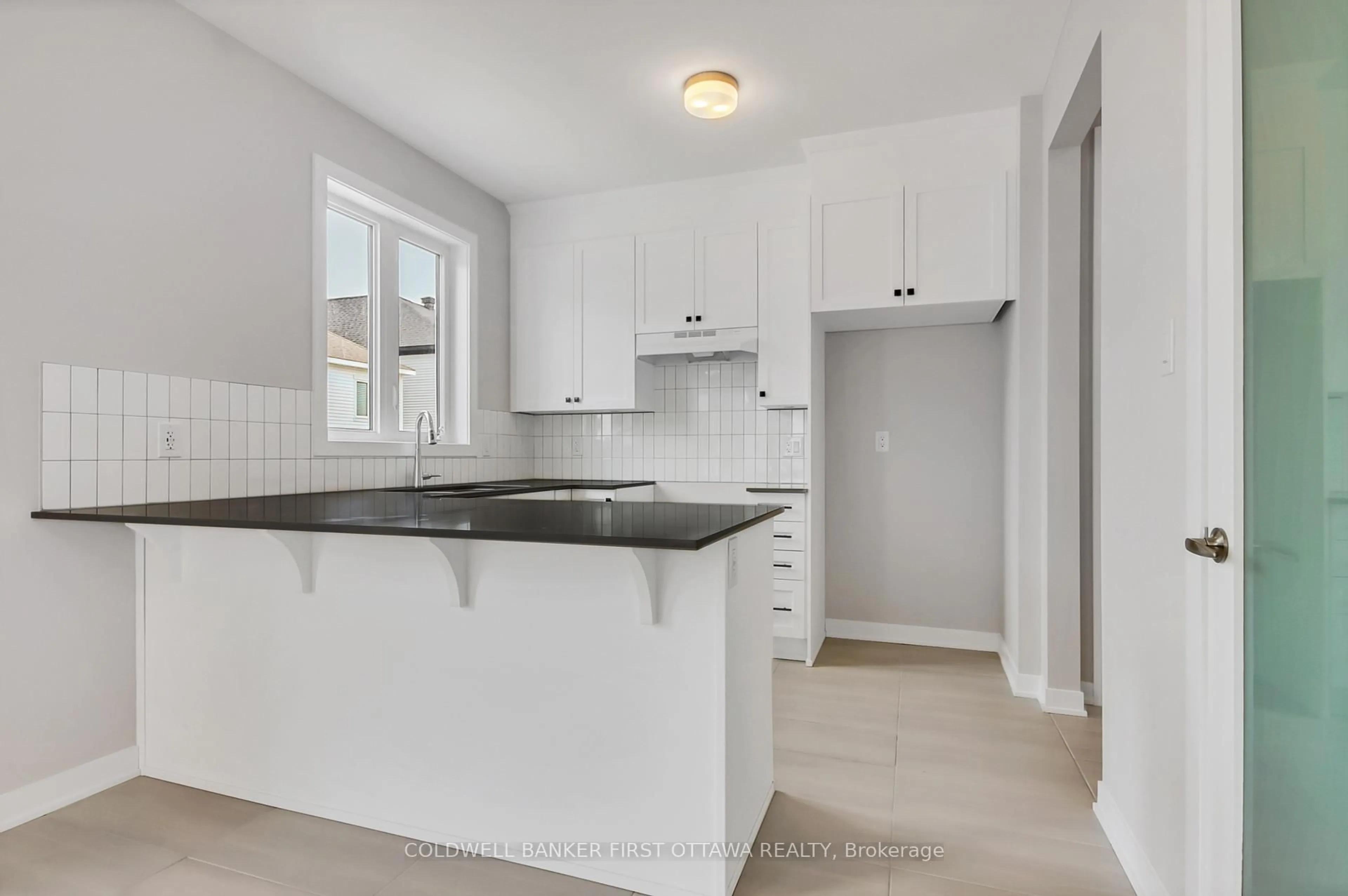 Standard kitchen, unknown for 117 Rugosa St, Kars Ontario K0A 2E0
