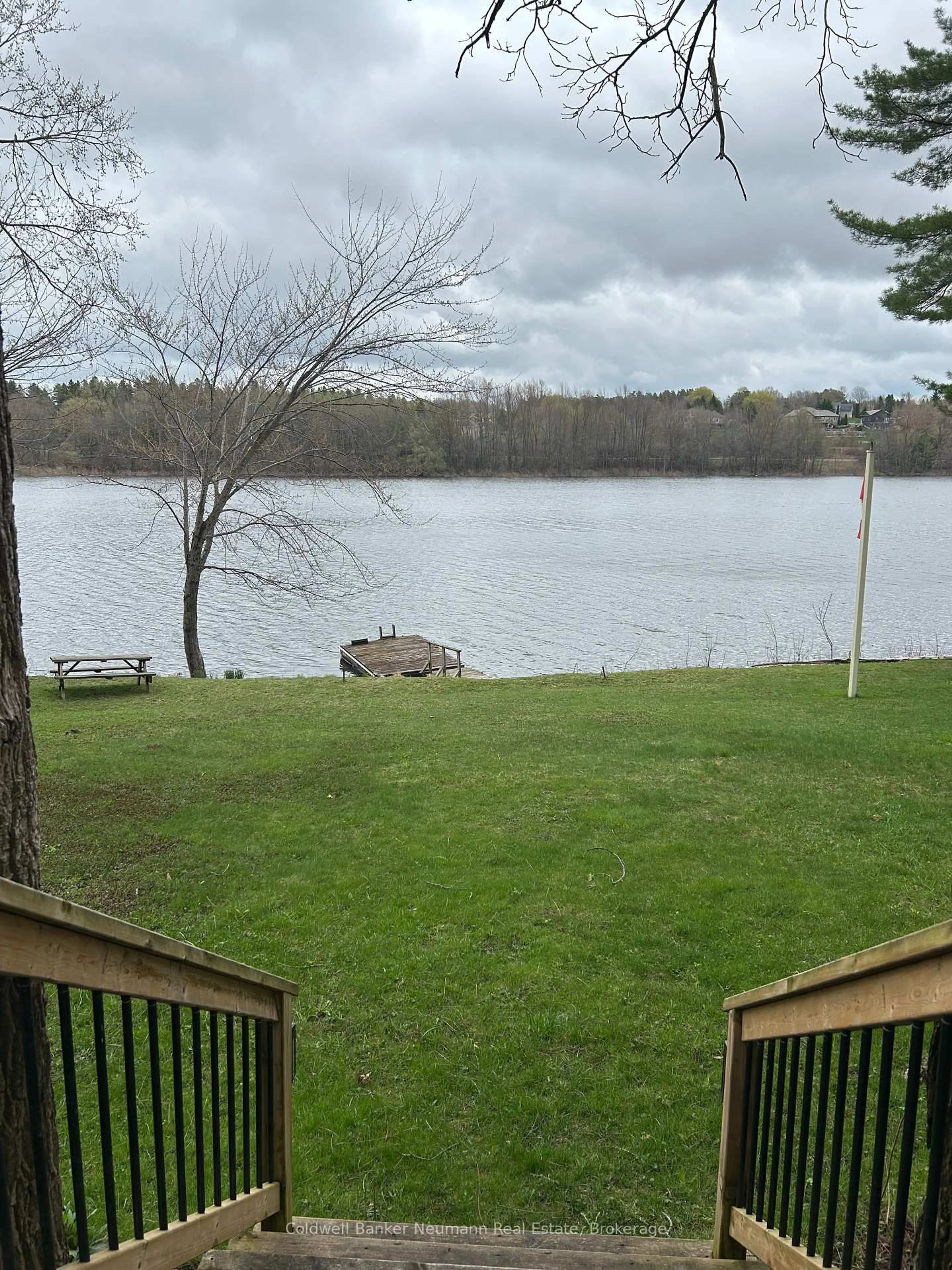 Patio, water/lake/river/ocean view for 1012 Tenth St, Centre Wellington Ontario N0B 1J0