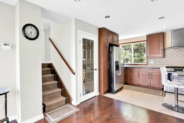 Additional property image - 2 PAR Pl