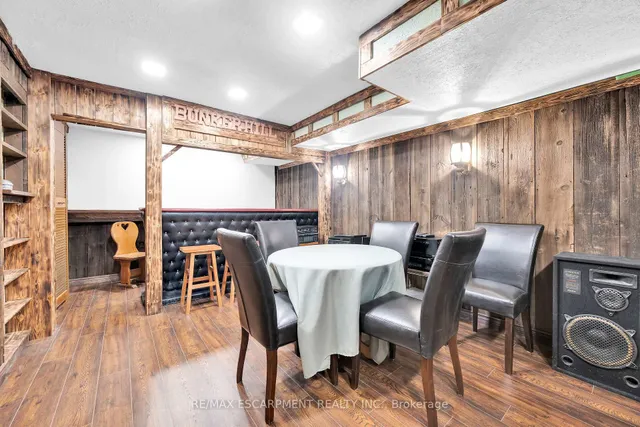 Additional property image - 2 PAR Pl