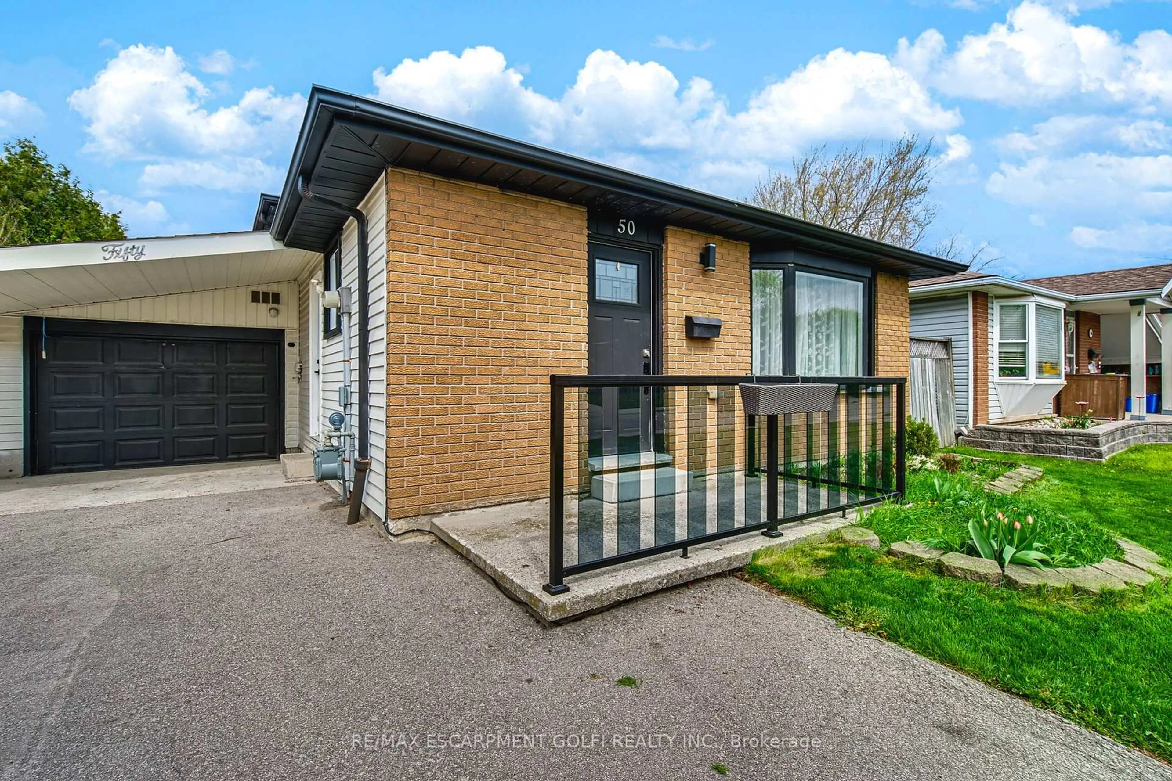 Home with brick exterior material, street for 50 LAMBERT St, Hamilton Ontario L8V 4N7
