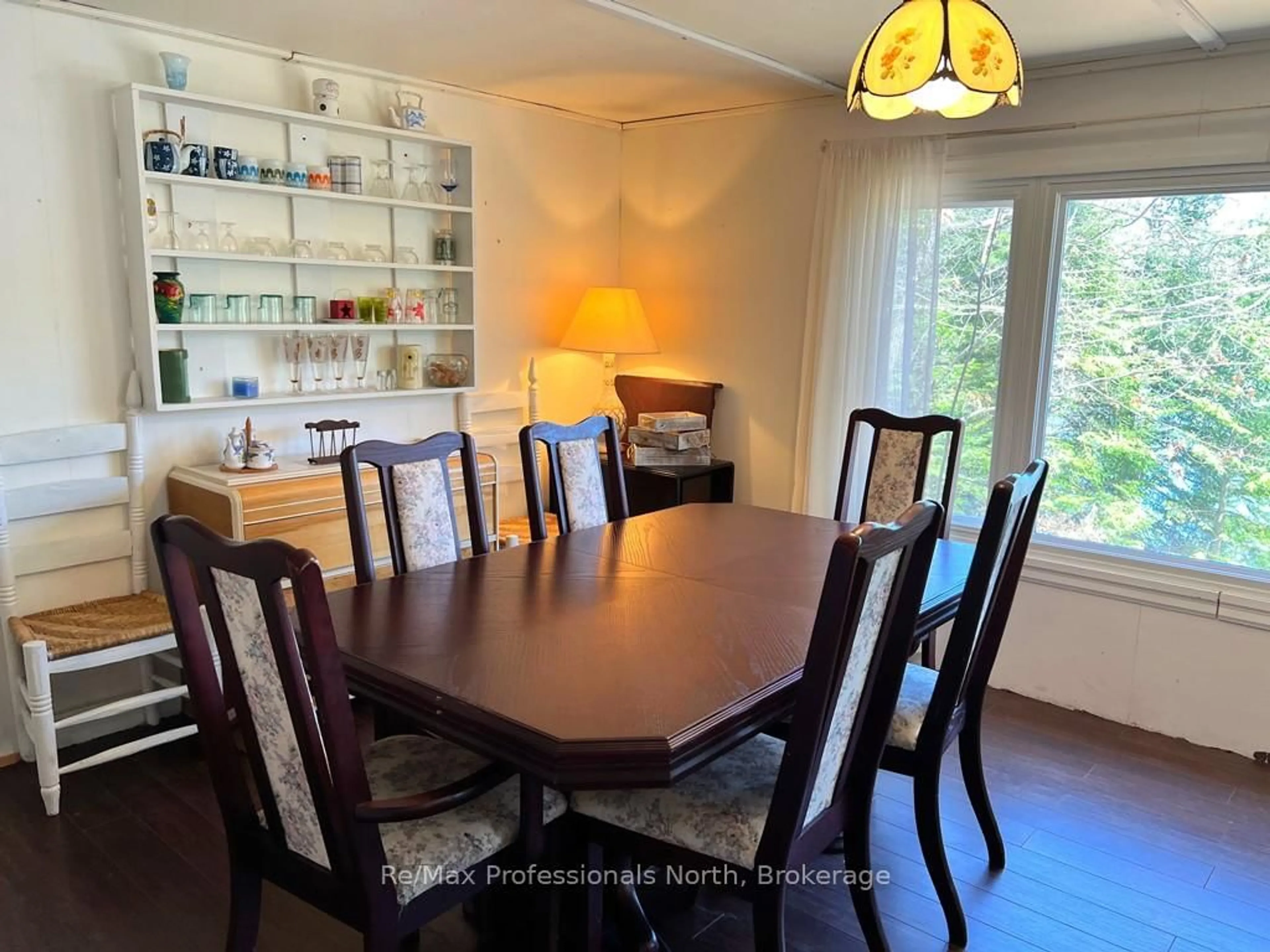 Dining room, wood/laminate floor for 1063 Esson Creek Lane, Highlands East Ontario K0L 3C0