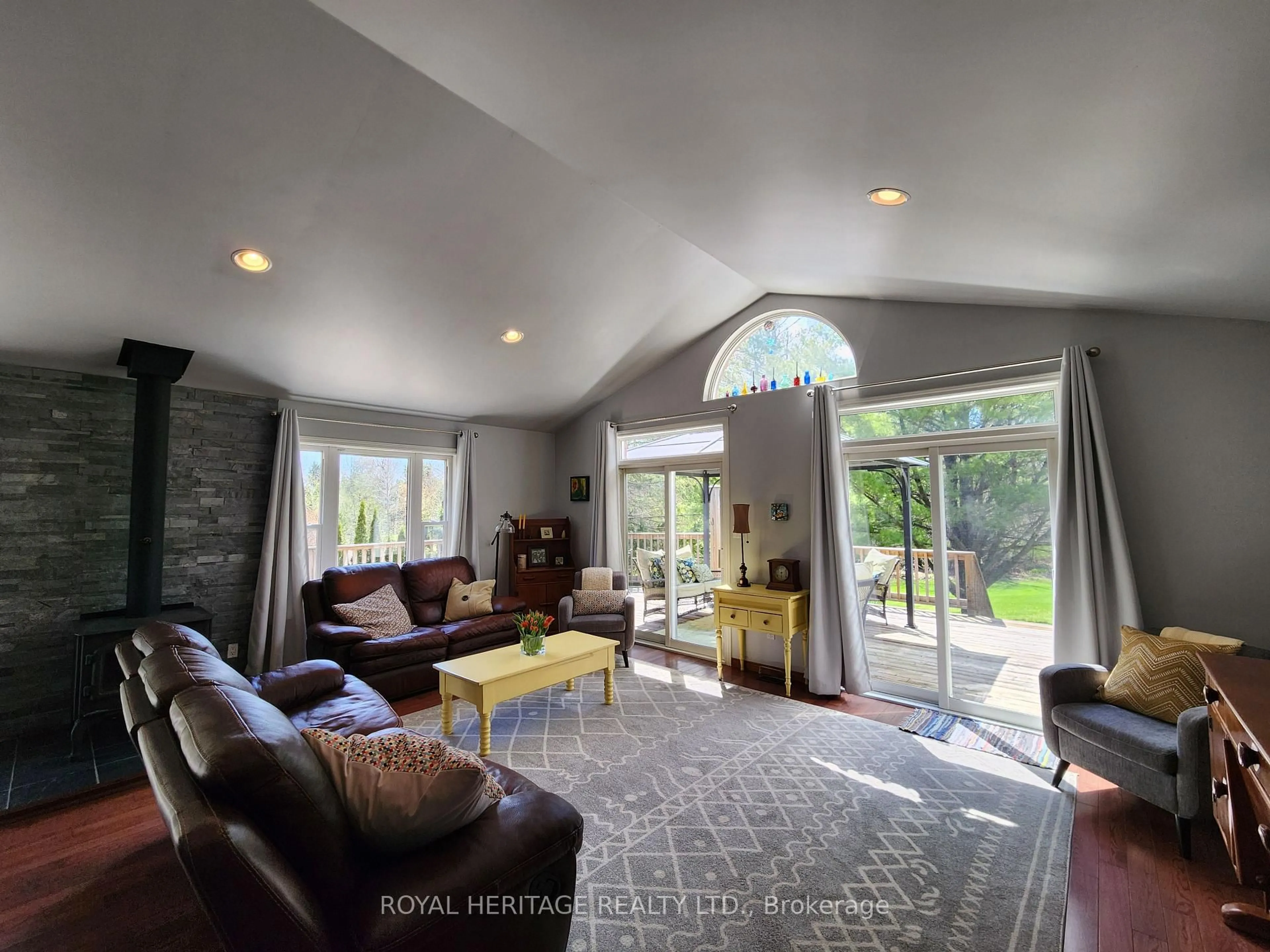 Living room with furniture, unknown for 8188 Woodland Ave, Port Hope Ontario L0A 1B0