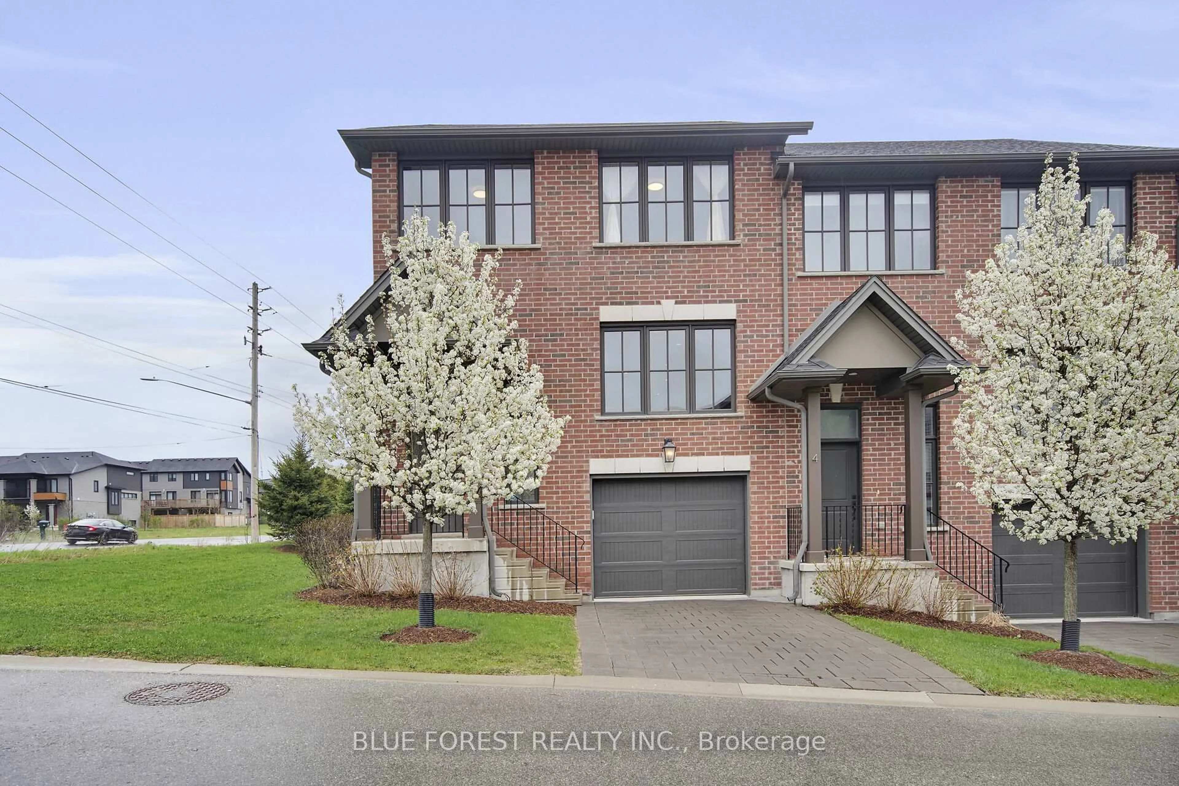 Home with brick exterior material, street for 555 Sunningdale Rd #2, London North Ontario N5X 4B3