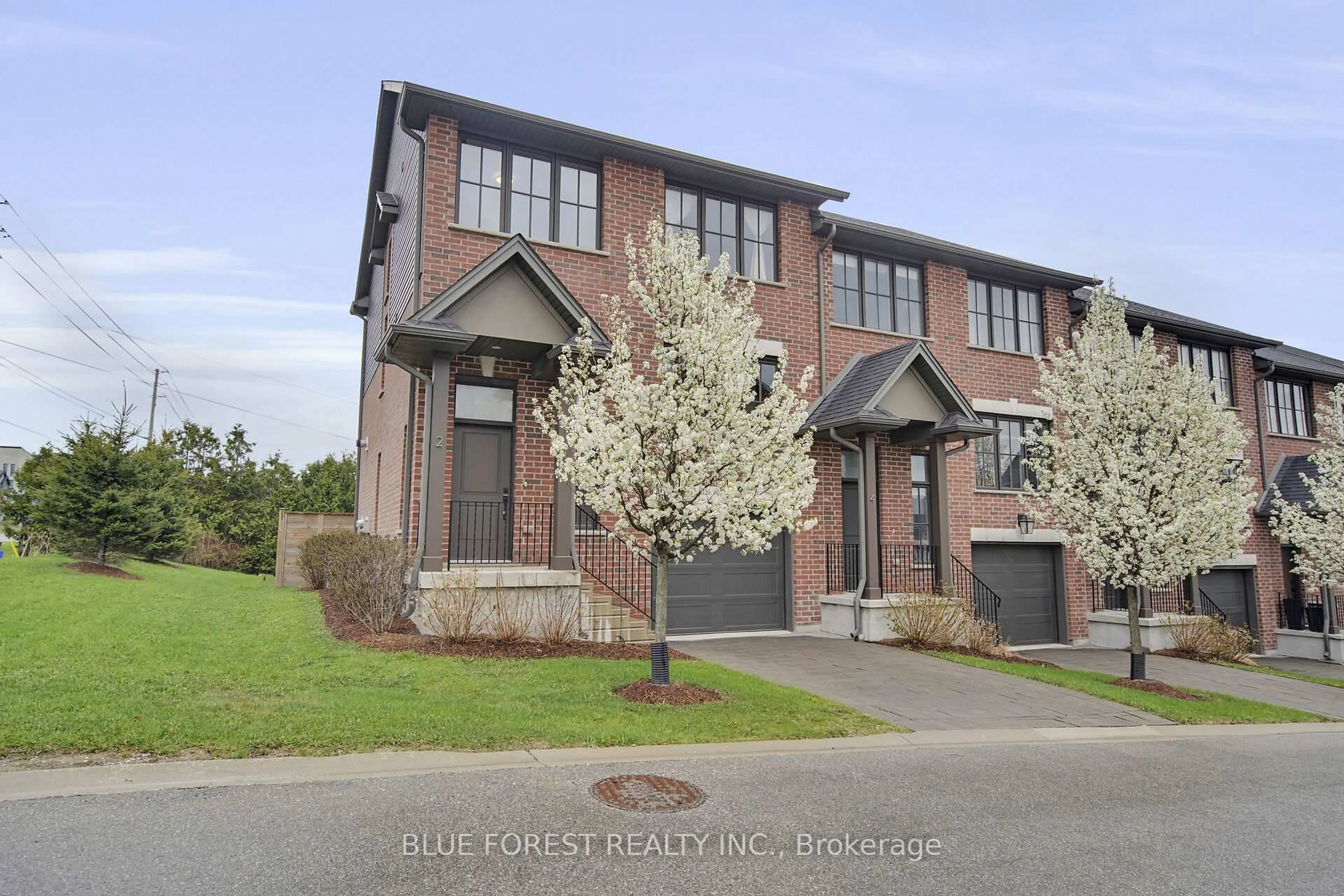 Home with brick exterior material, street for 555 Sunningdale Rd #2, London North Ontario N5X 4B3