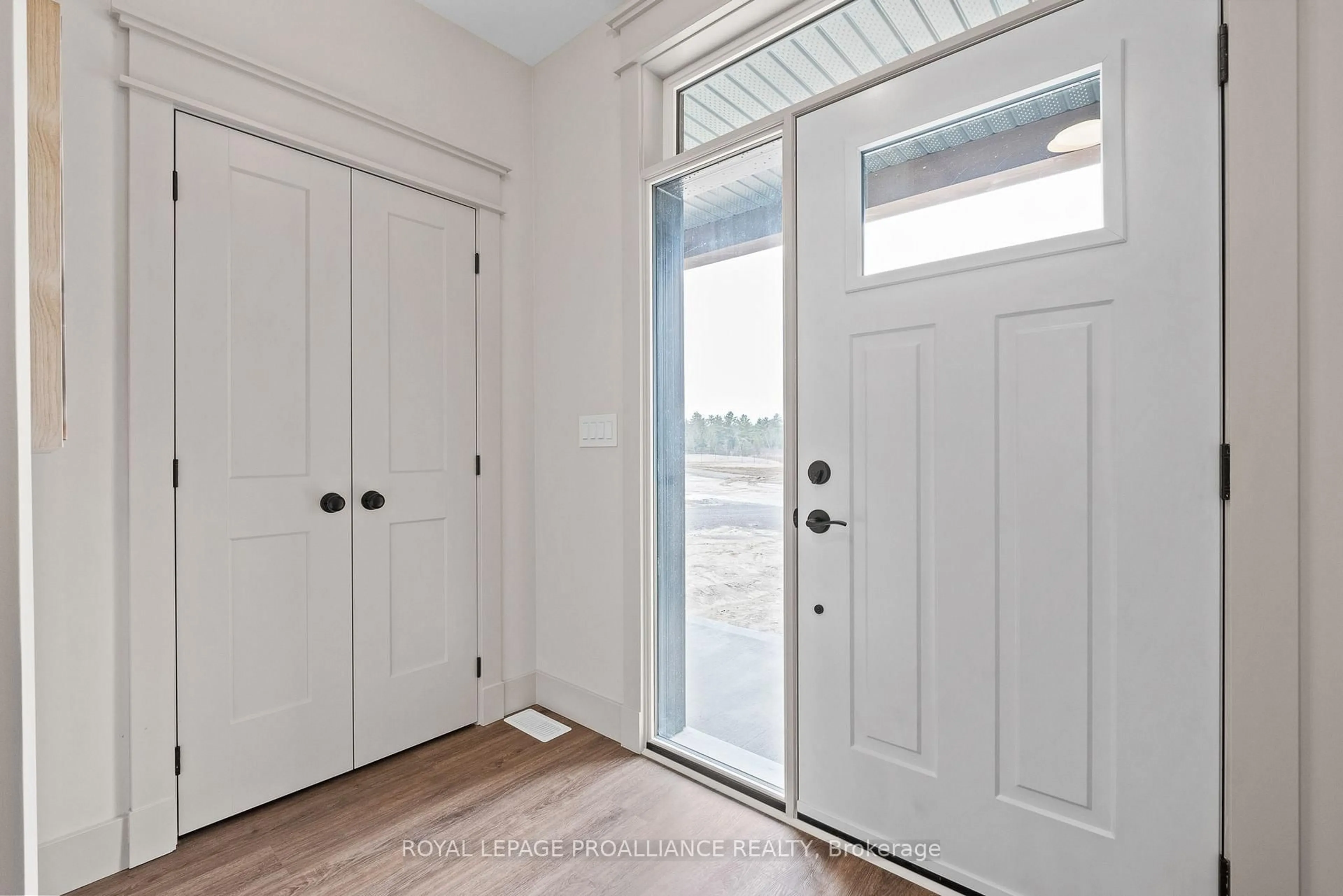 Indoor entryway for 56 Willowbrook St, Cramahe Ontario K0K 1S0