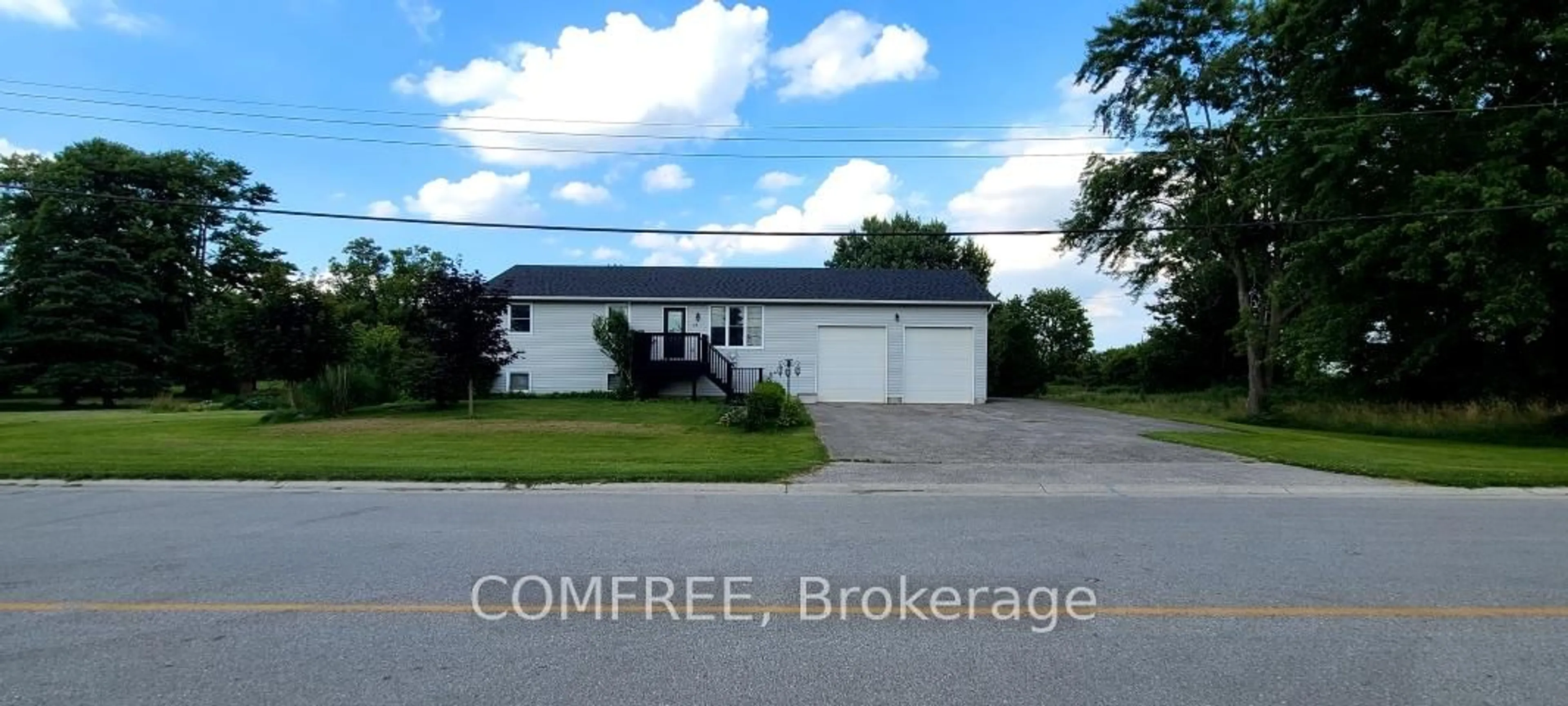 Unknown for 14 Wellington Ave, Southwest Middlesex Ontario N0L 1A0